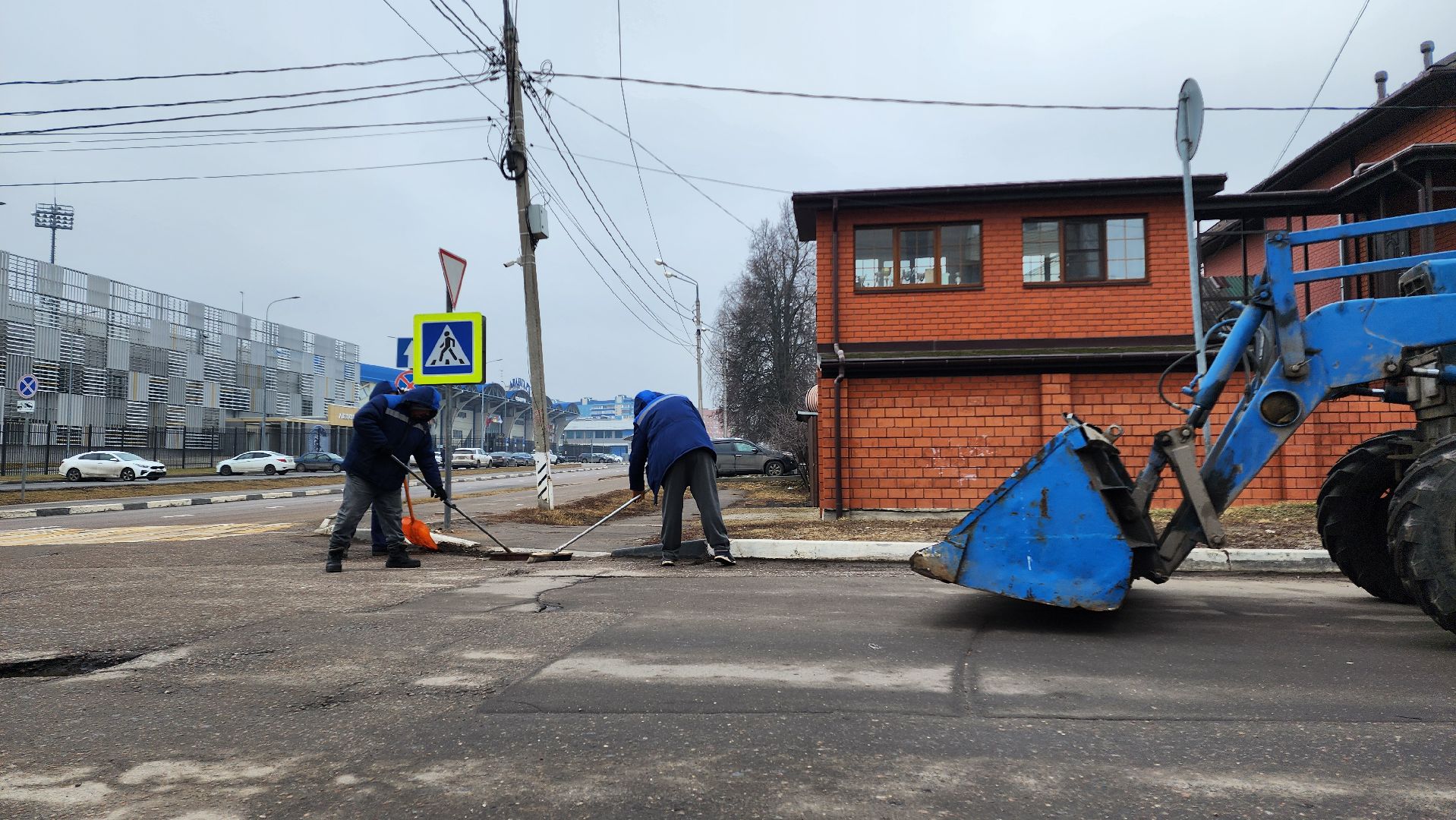 жкх, благоуйстройство, домодедово, подмосковье, субботник, весенняя уборка,