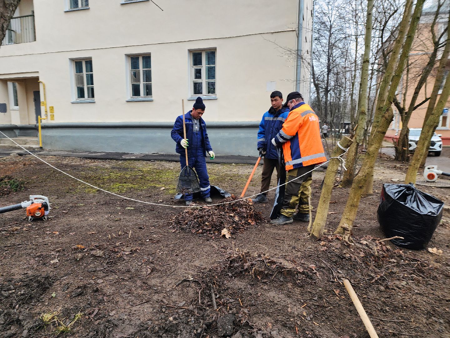 красноармейск, городской округ пушкинский, весенняя уборка, дворники,