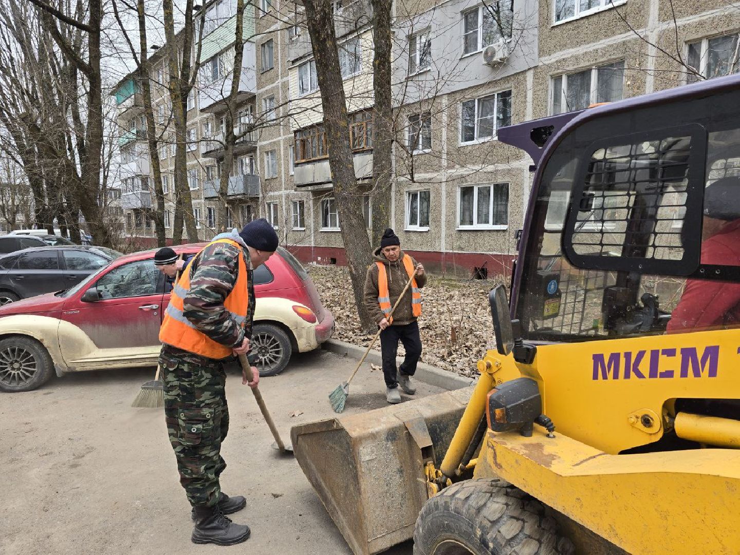 можайск, можайский муниципальный округ, подмосковье, жкх, уборка дворов, дворы, благоустройство,