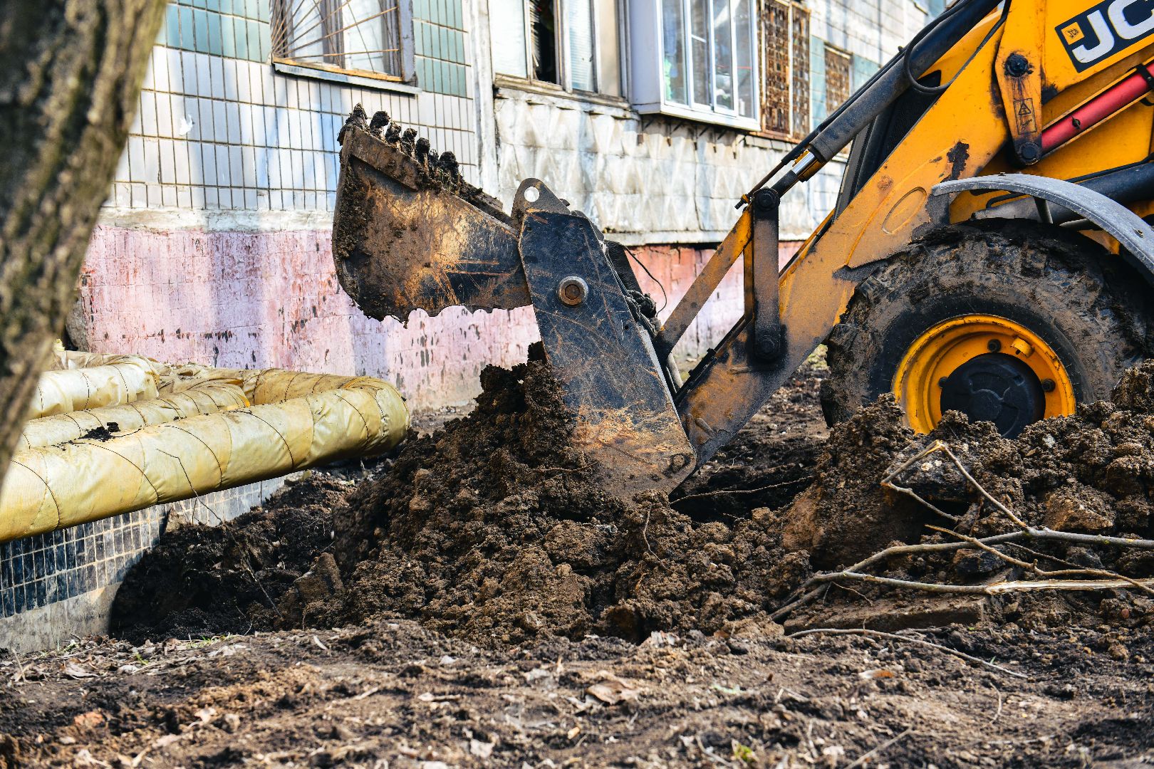 яма, трубы, ремонт,