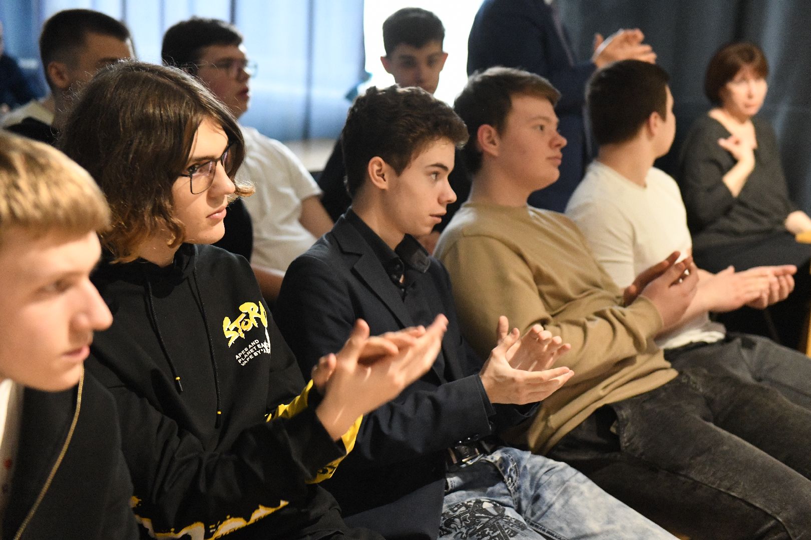 лыткарино, цбс лыткарино, библиотеки, патриотические мероприятия, 80 лет победе, аджимукай, аджимукайские каменоломни, политех лыткарино, вертикалки,