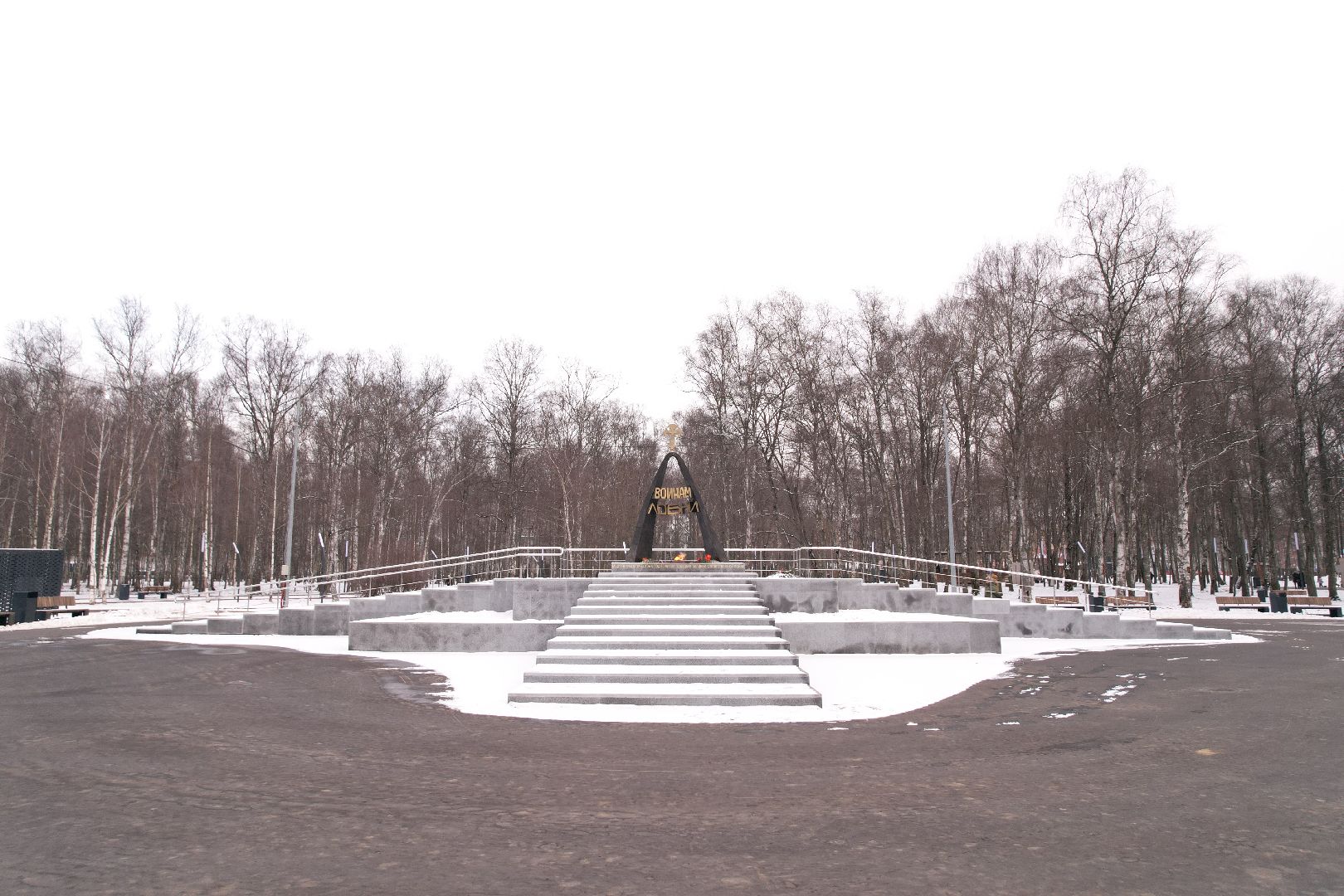 видео с коптера, парк лобни, мемориал звонница,