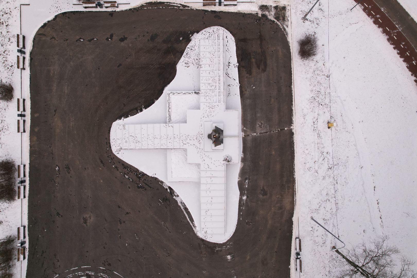 видео с коптера, парк лобни, мемориал звонница,