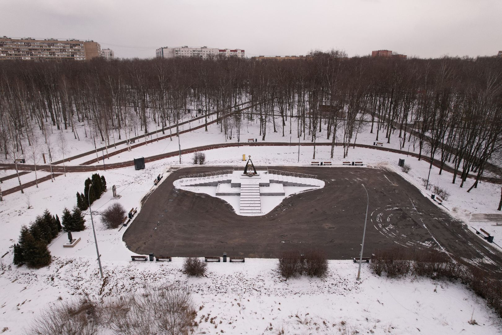 видео с коптера, парк лобни, мемориал звонница,