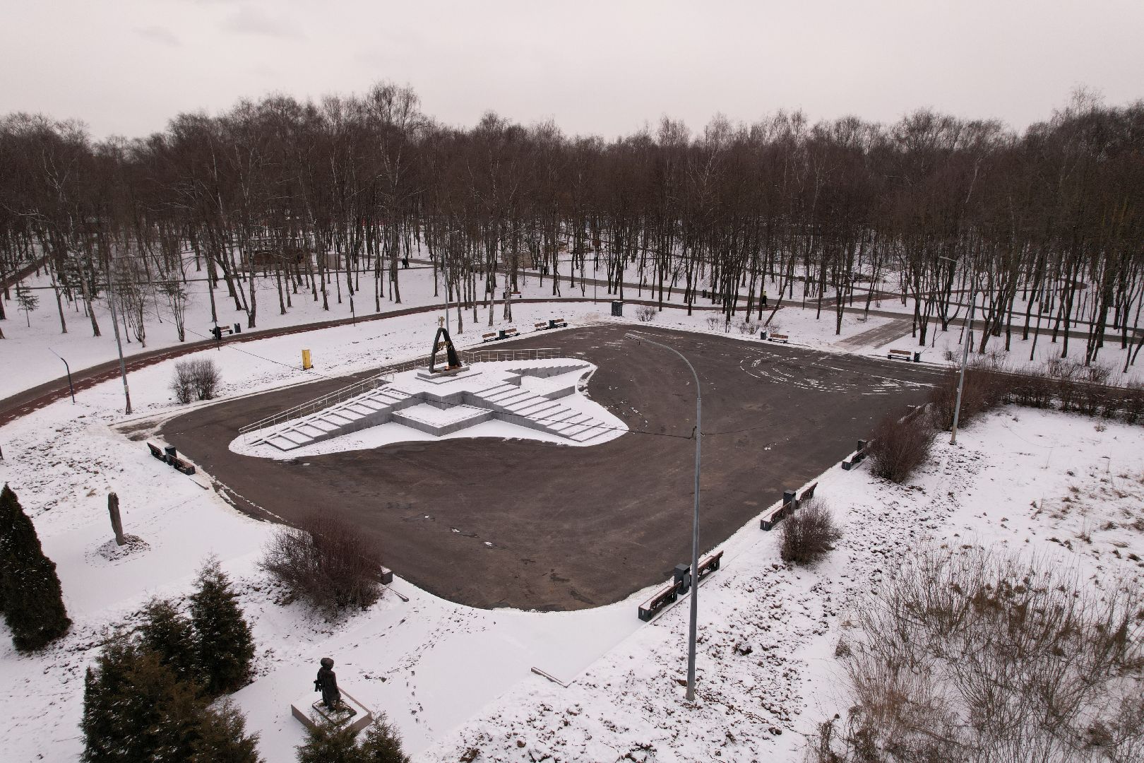 видео с коптера, парк лобни, мемориал звонница,