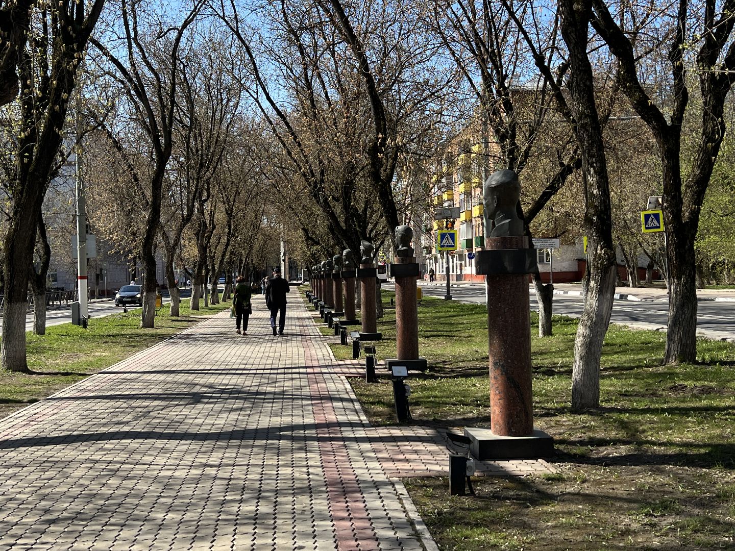 Химки, Аллея земляков-Героев, субботник, уборка