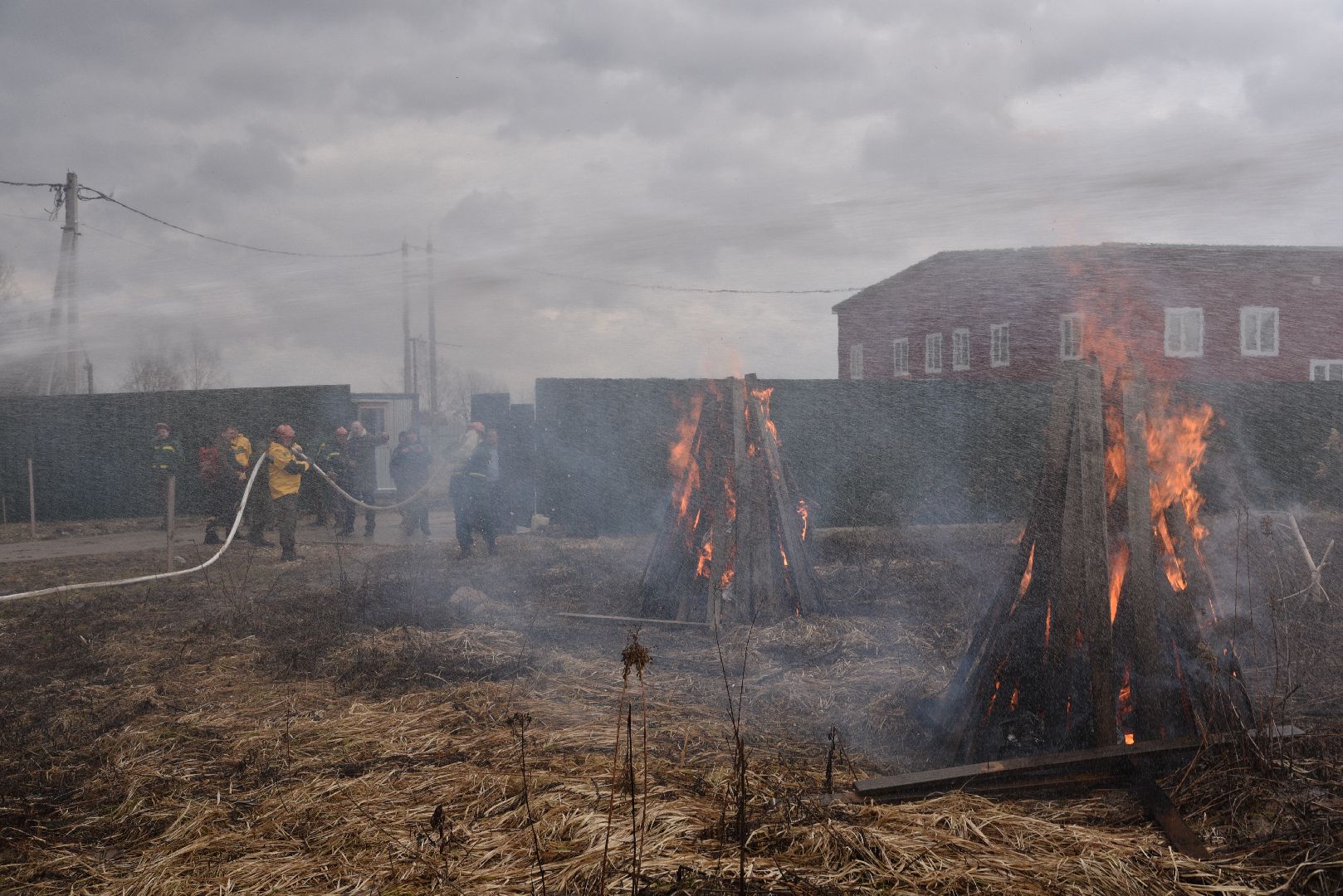 лотошино, тушение пожаров, учения, мособлпожспас, мособллес, центрлесхоз,