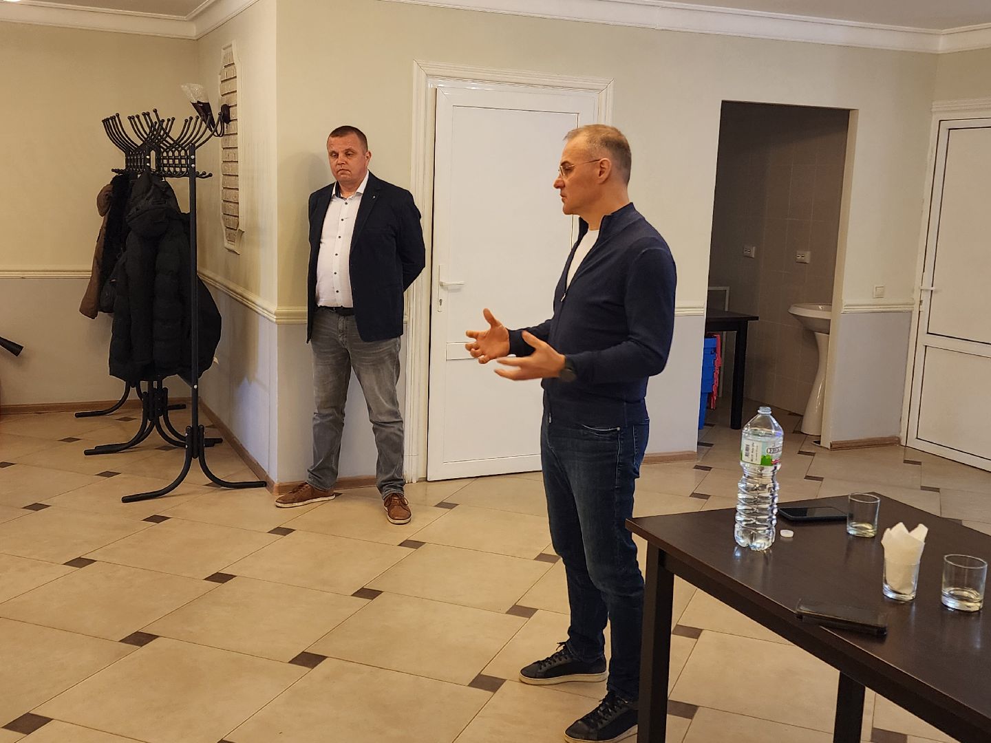 Чехов, деревня Люторецкое, завод Электрощит, депутат Госдумы РФ, Александр Коган, встреча с сотрудниками предприятия, отчет за 2024 год, результаты, достижения, Единая Россия,