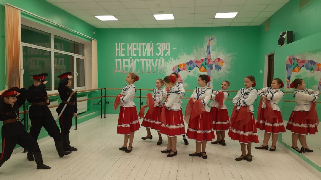 Коломна, общество