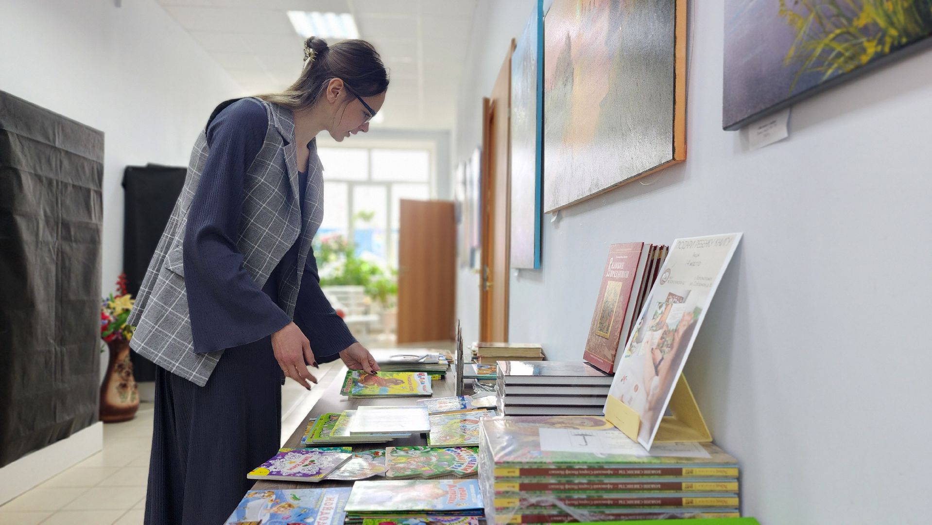 волоколамск, акция, благотворительность, книги детям донбасса,