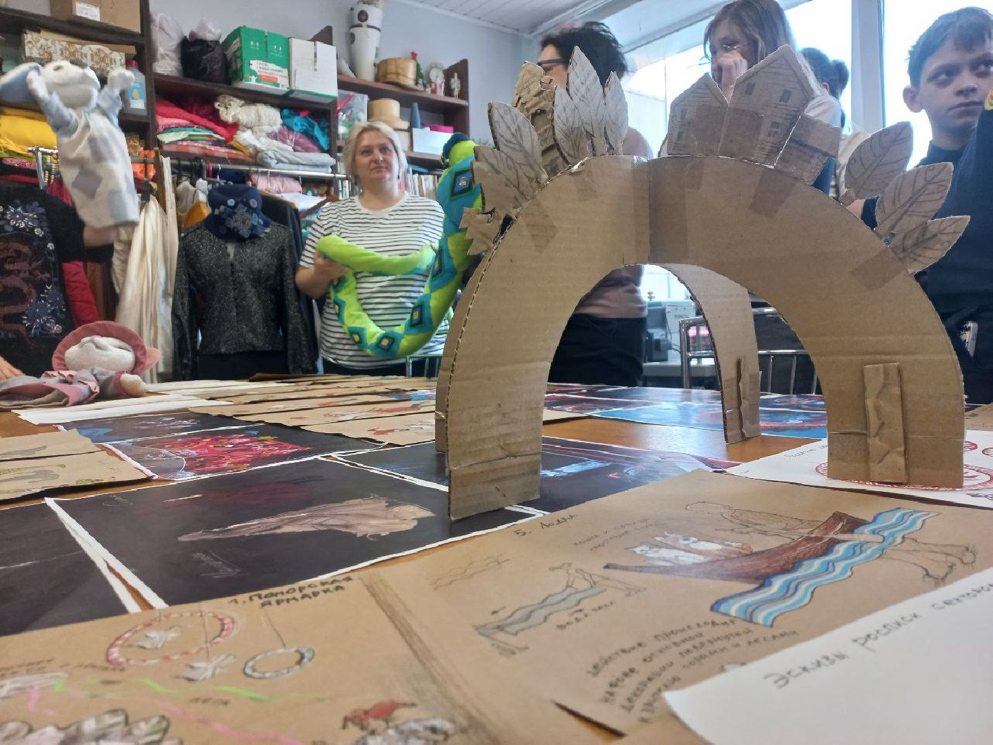 сергиев посад, театральный ковчег в дубраве, за кулисами театра, гимназия 5,