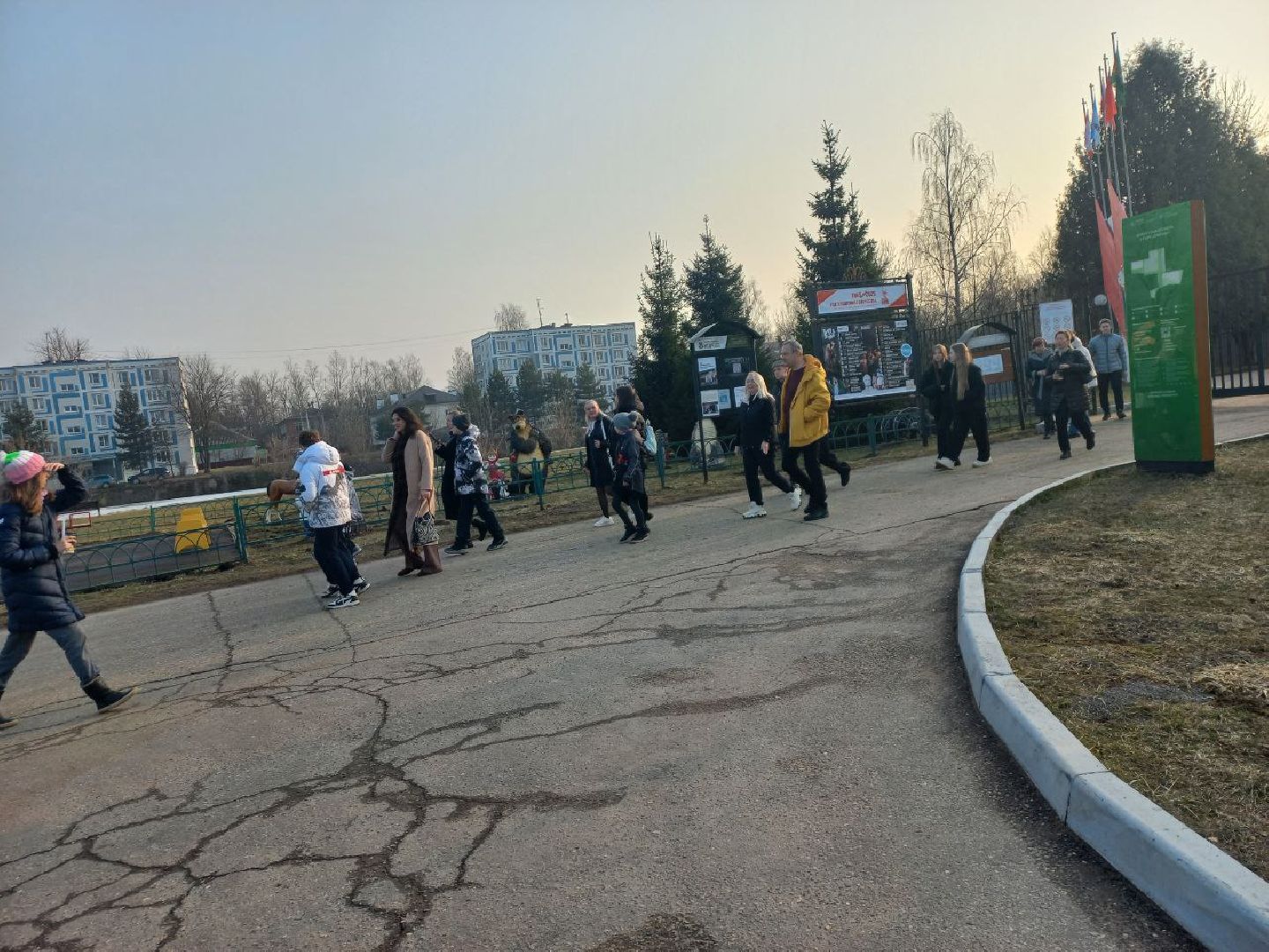 сергиев посад, театральный ковчег в дубраве, за кулисами театра, гимназия 5,