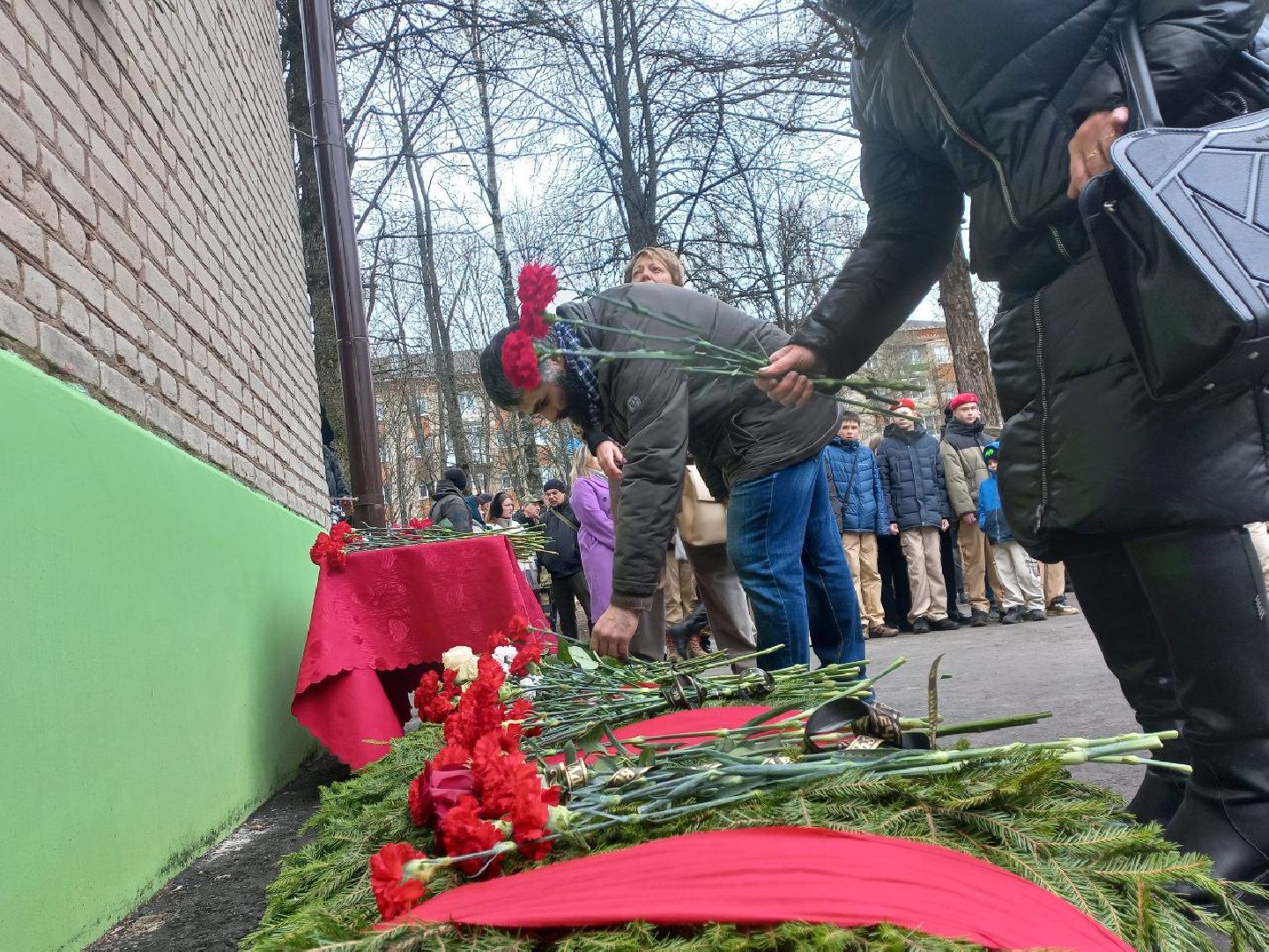 сергиев посад, гимназия 5, школа 29, герой сво, мемориальная доска, боевое братство,