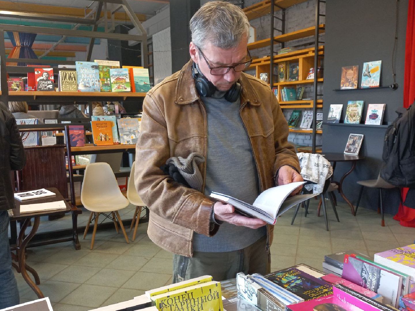 сергиев посад, трикотажка, книги, издательство ad marginem, книжный маркет, михаил семенов,