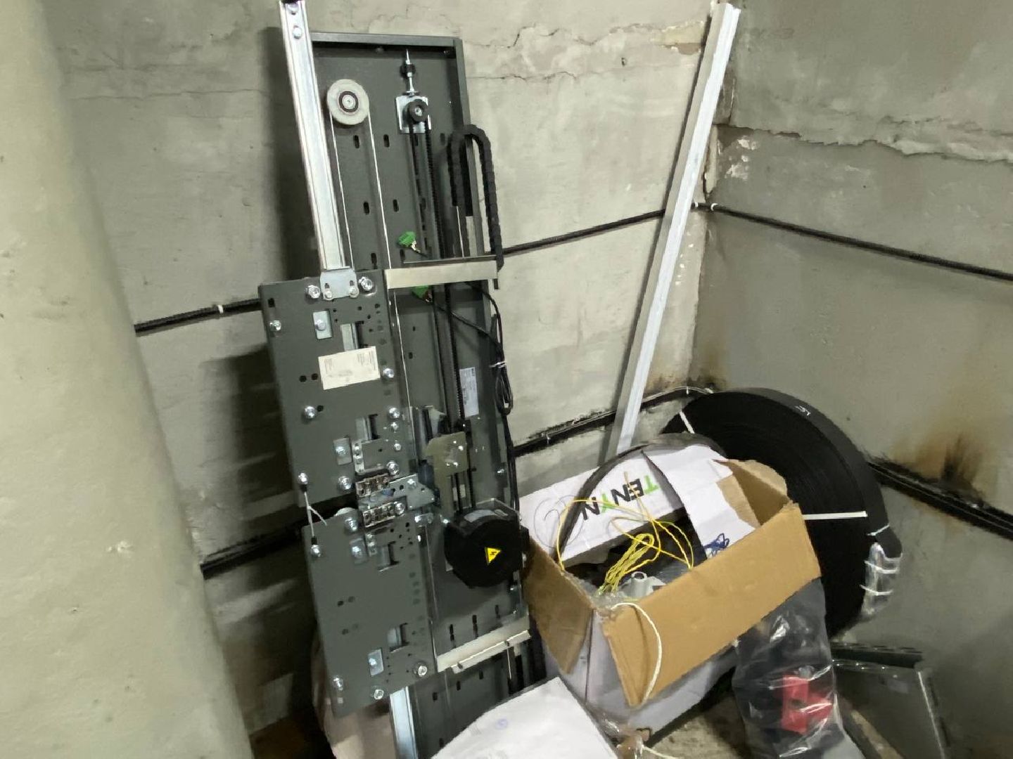 замена лифтов, новые лифты, замена лифтов в Оптическом переулке, замена лифтов в Красногорске,