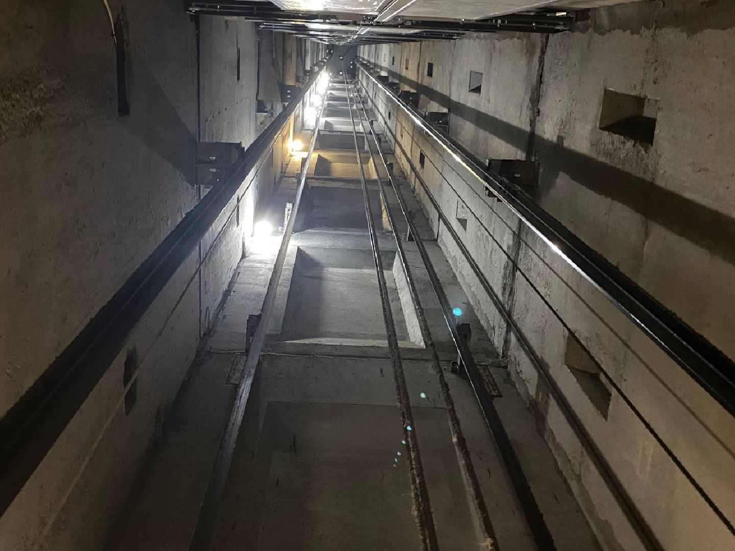 замена лифтов, новые лифты, замена лифтов в Оптическом переулке, замена лифтов в Красногорске,