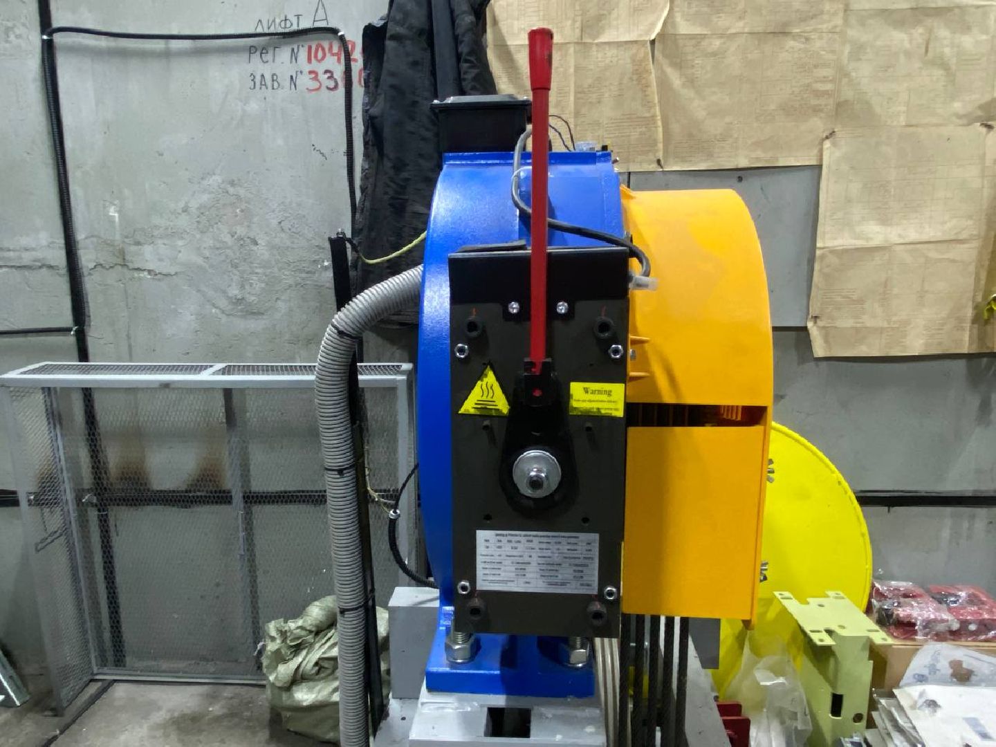 замена лифтов, новые лифты, замена лифтов в Оптическом переулке, замена лифтов в Красногорске,