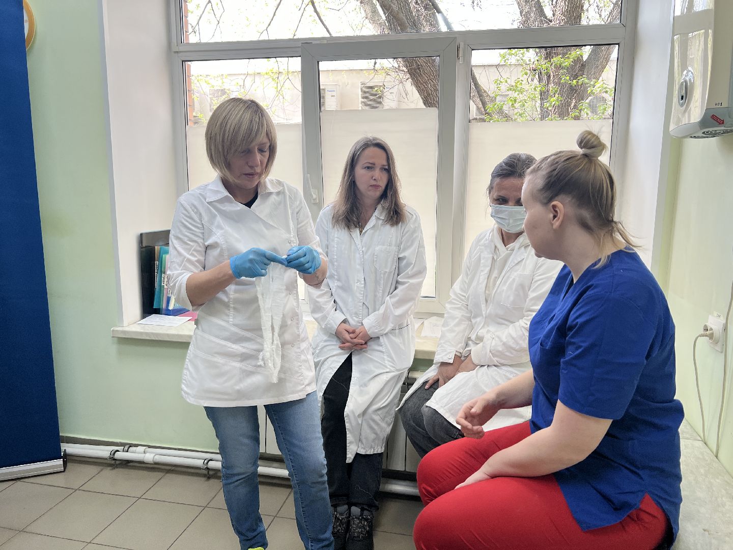 Химки, Химкинская областная больница, медицина, волонтеры, первая помощь, травмпункт