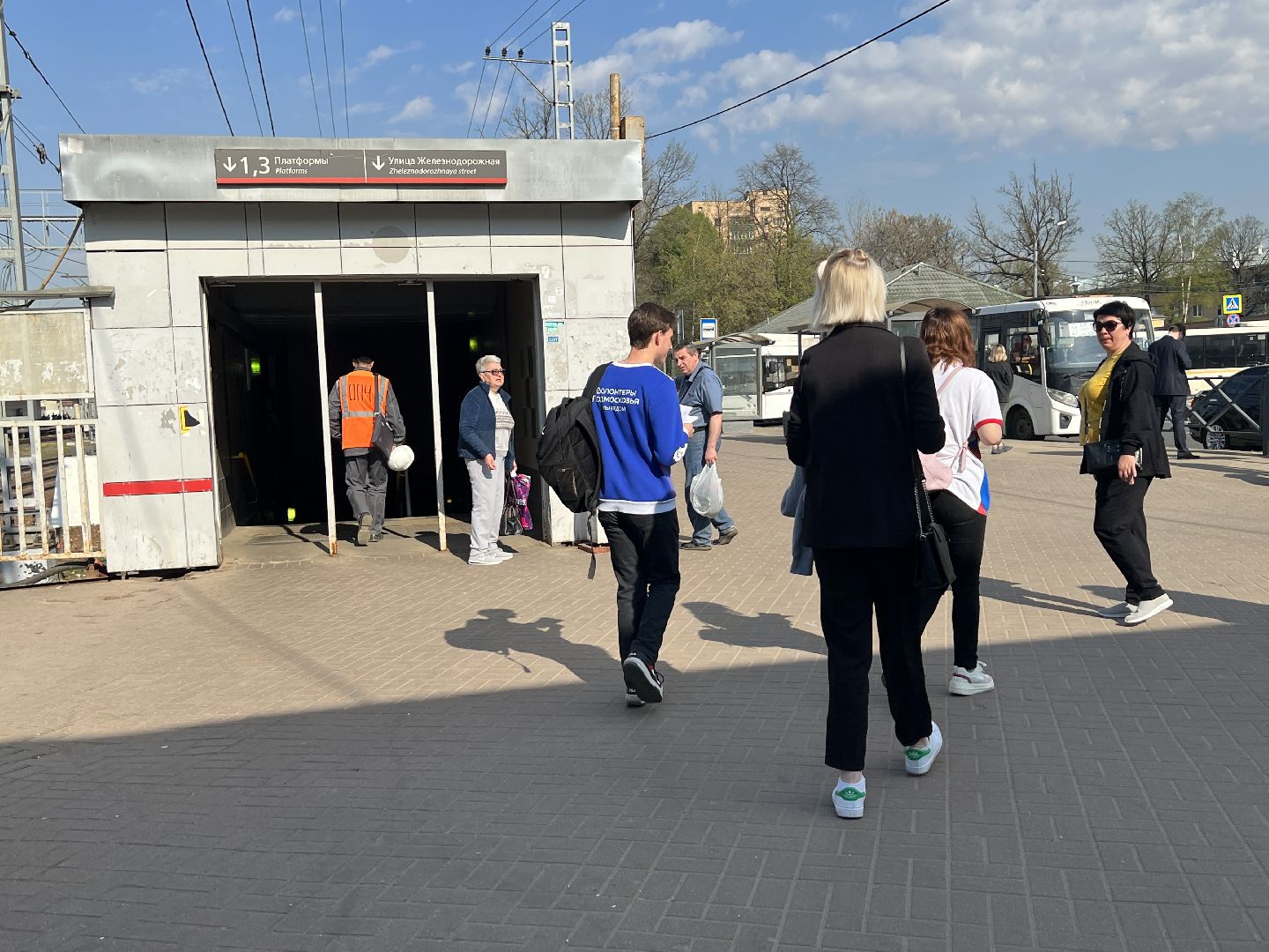 Химки, станция Химки, волонтеры, транспорт, железная дорога, безопасность