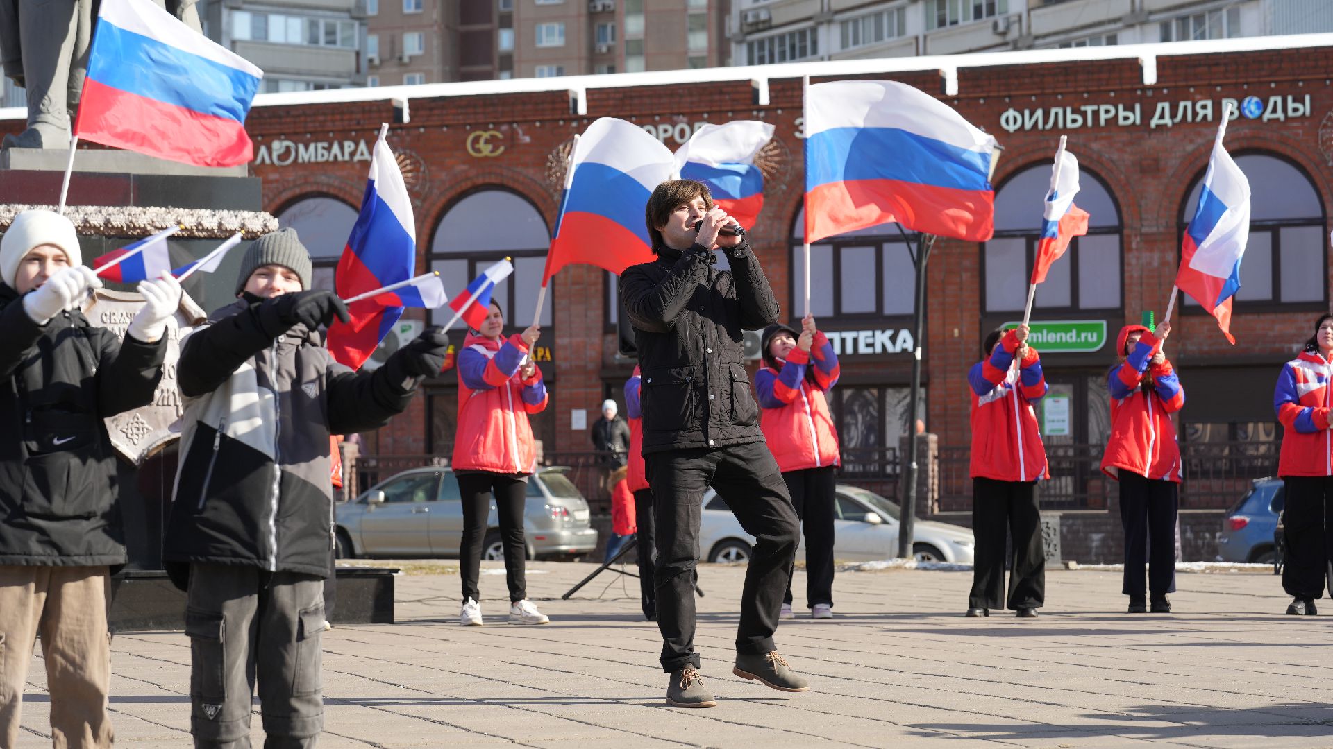 флешмоб, день воссоединения крыма с россией, дзержинский, флешмоб, волонтеры подмосковья,