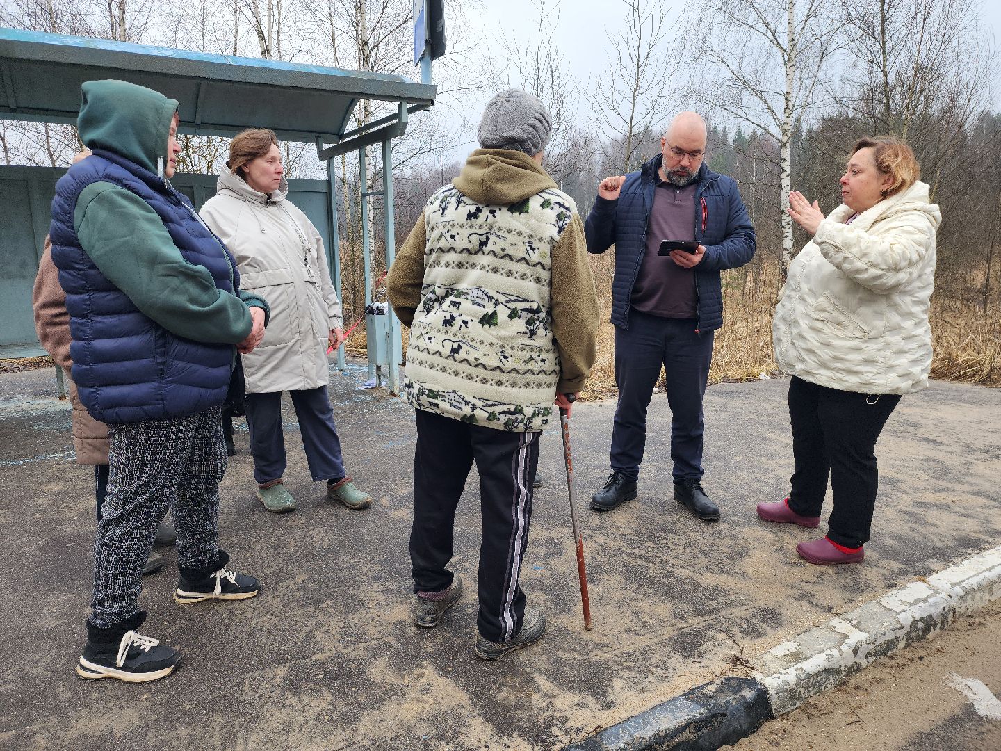 деревня нижнее шахлово, серпухов, автобусная остановка, СНТ Воронино-1, встреча с депутатом,