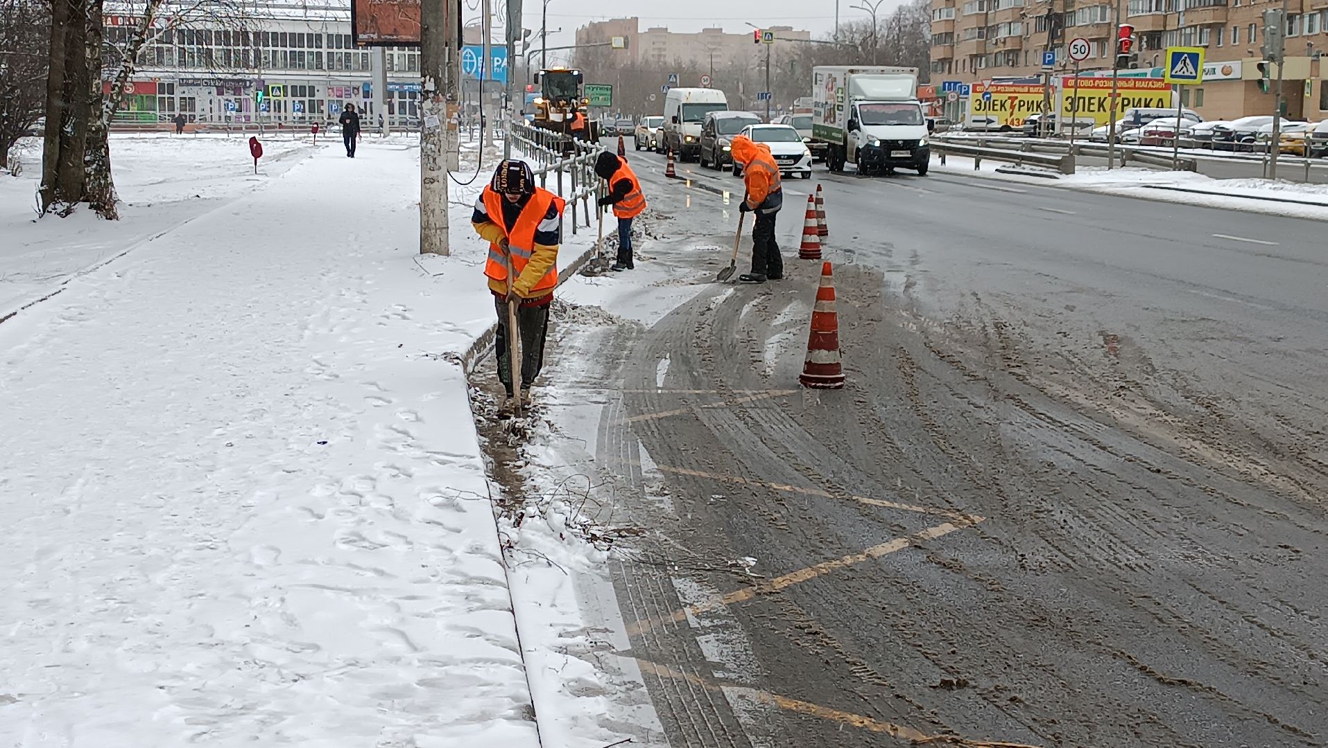 уборка снега, снегопад, щёлково, коммунальная служба,