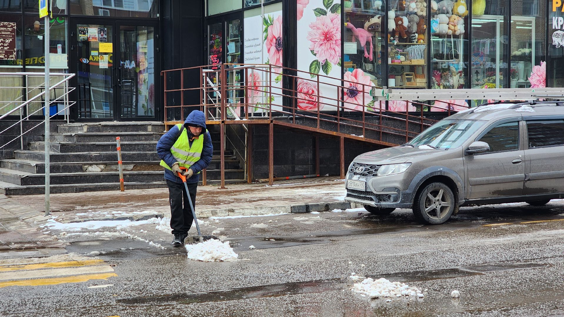солнечногорск, уборка снега, улица дзержинского, снегопад,