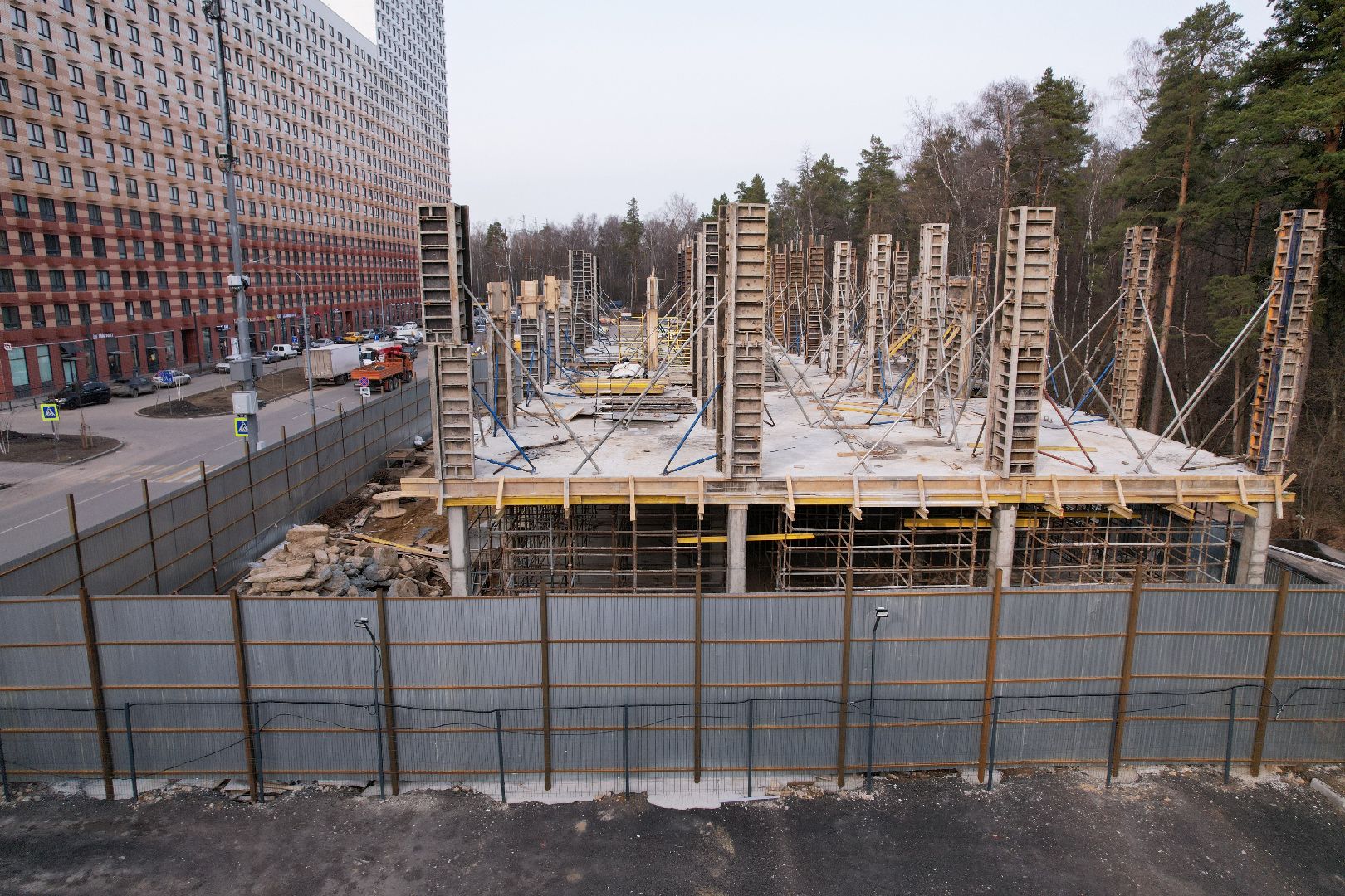 видео с коптера, боброво, ленинский городской округ, самовольная постройка,