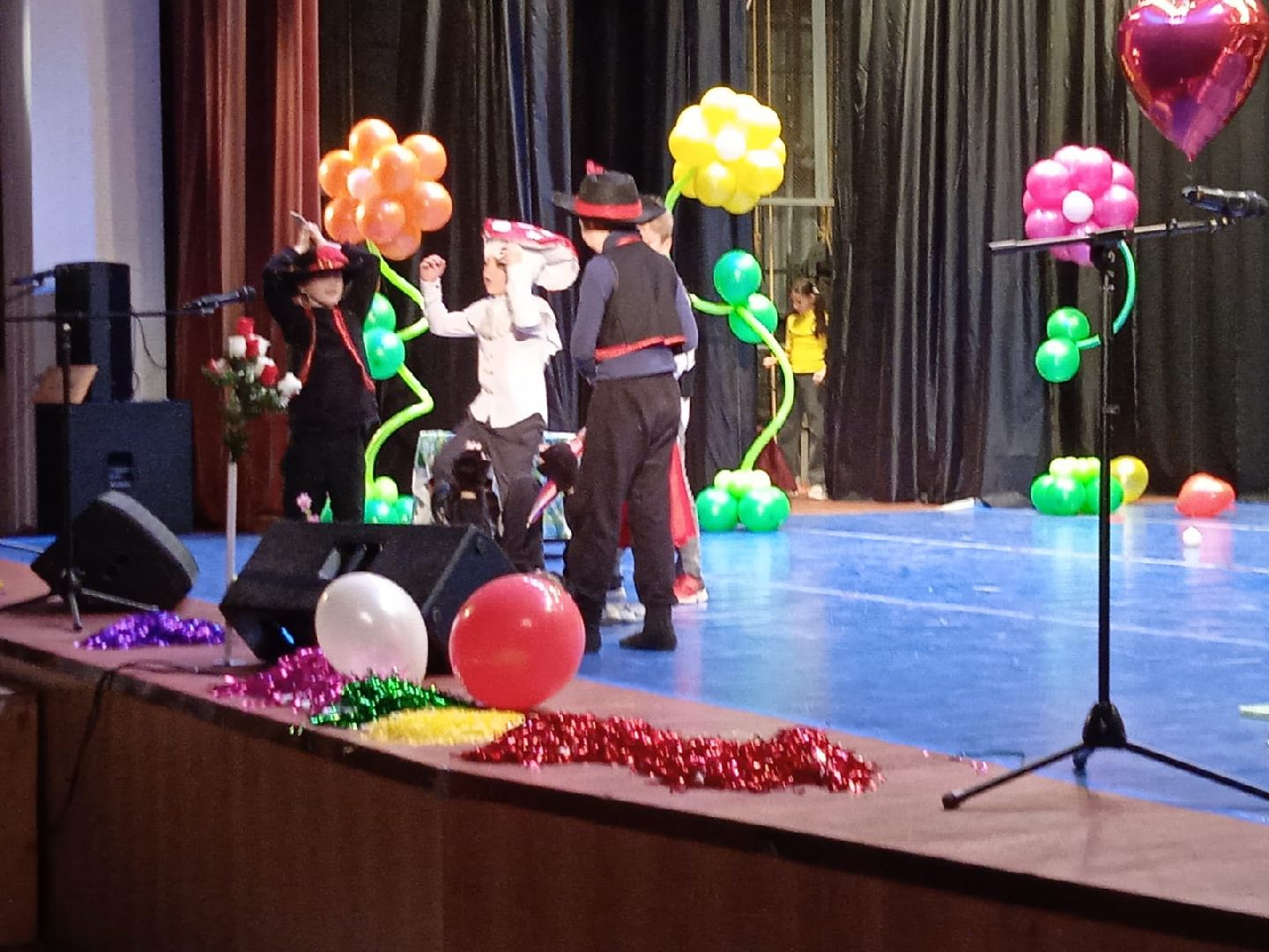 пушкинский округ, спектакль, дети и родители, театральная постановка, режиссеры,юные зрители, артисты,