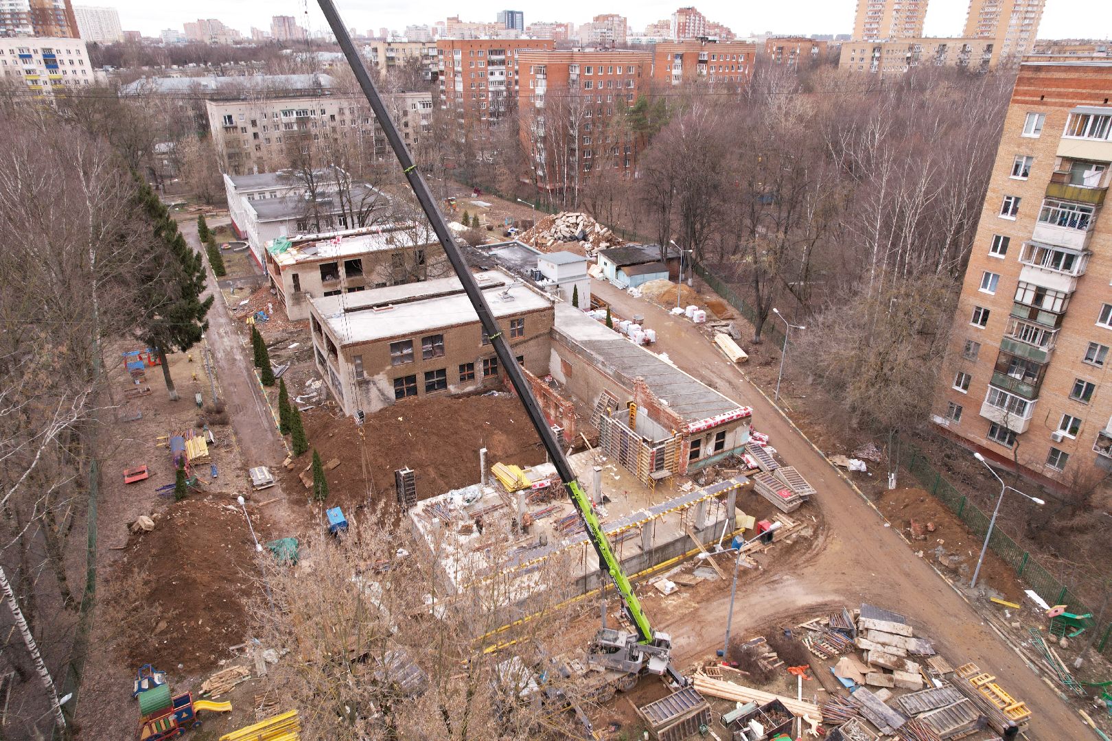 видео с коптера, химки, капремонт детского сада, лицей 7 детский сад,