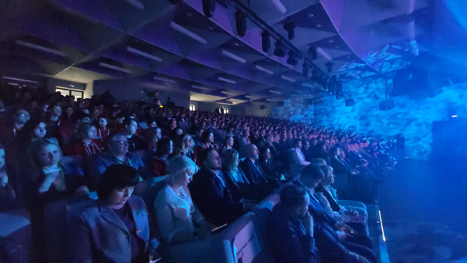 долгопрудный, физтех лицей, технопарк физтех-лицея, СУНЦ МГУ, светодиодное шоу, всероссийская олимпиада школьников,