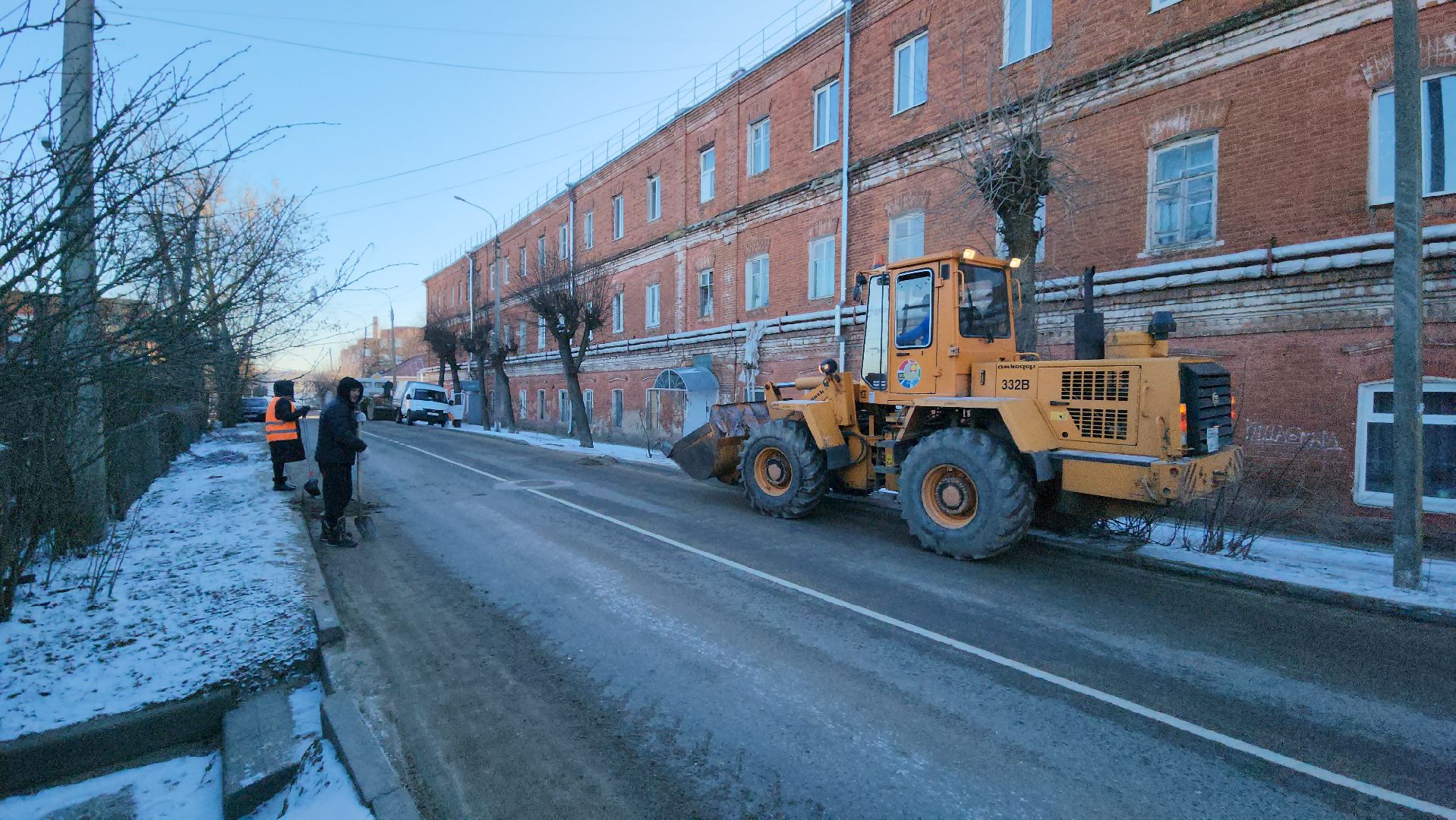 серпухов, улица кожевенная, комбинат благоустройства, месячник благоустройства, вертикалки,