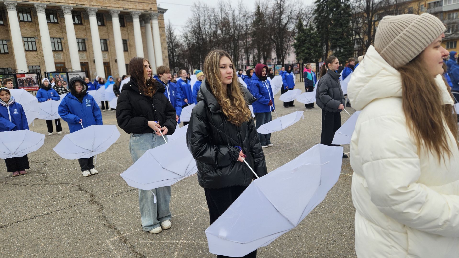 флешмоб, крым, жуковский,