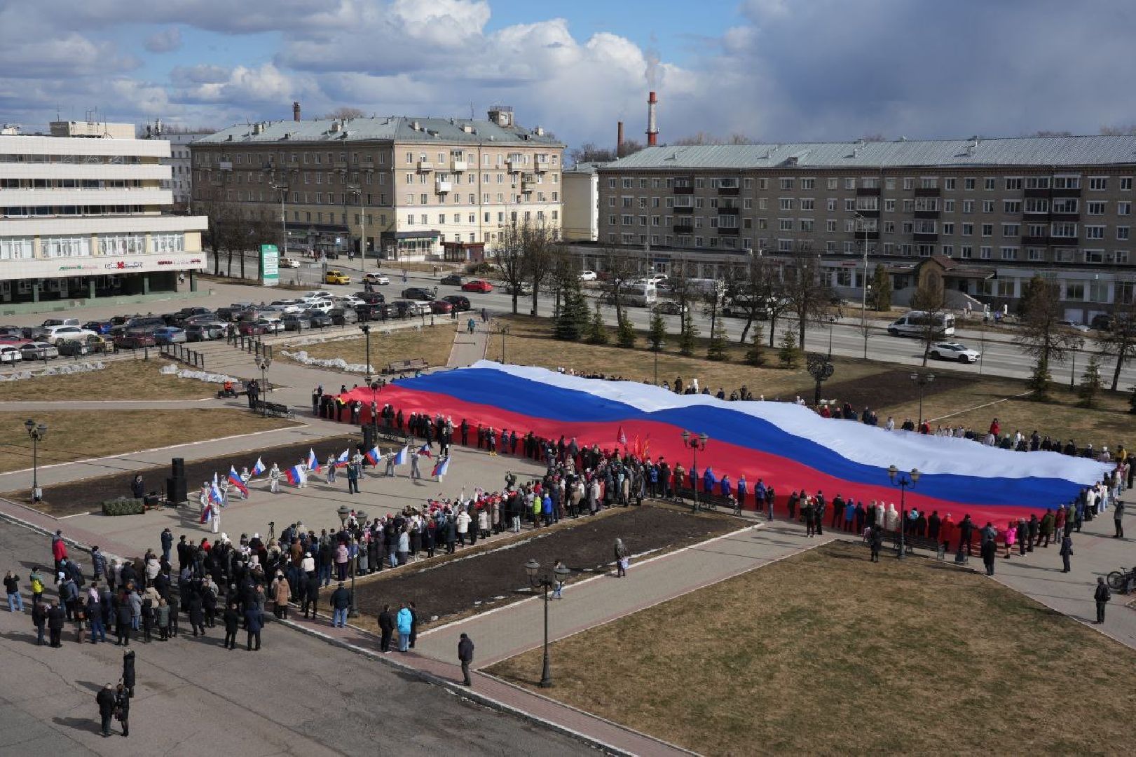 крымская весна, сергиев посад, флешмоб, патриотизм, сергиево-посадский городской округ, триколор,