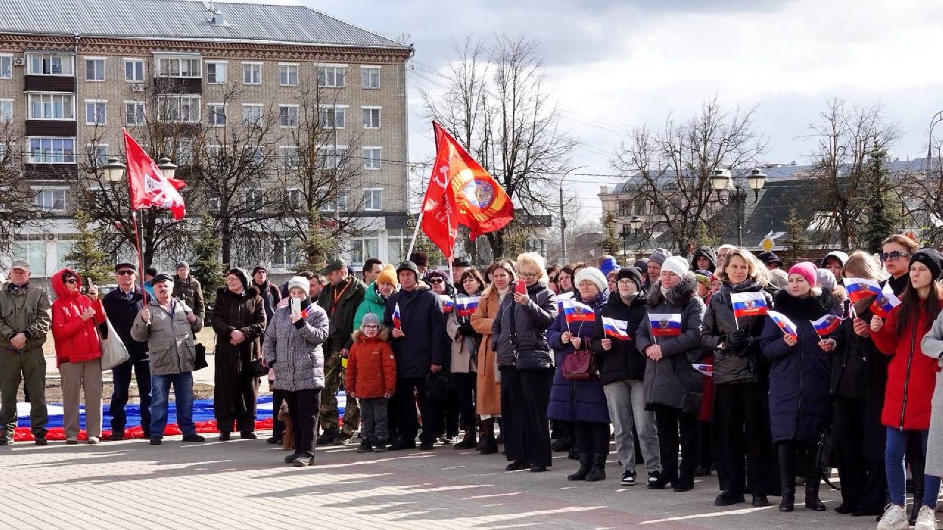 крымская весна, сергиев посад, флешмоб, патриотизм, сергиево-посадский городской округ, триколор,