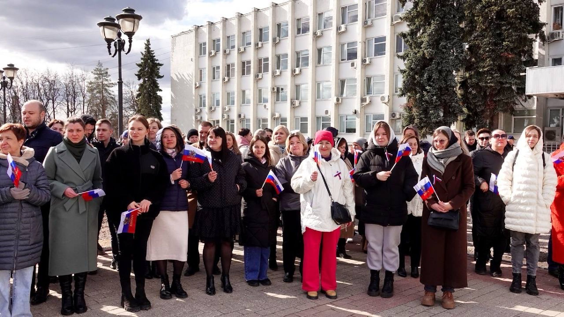 крымская весна, сергиев посад, флешмоб, патриотизм, сергиево-посадский городской округ, триколор,