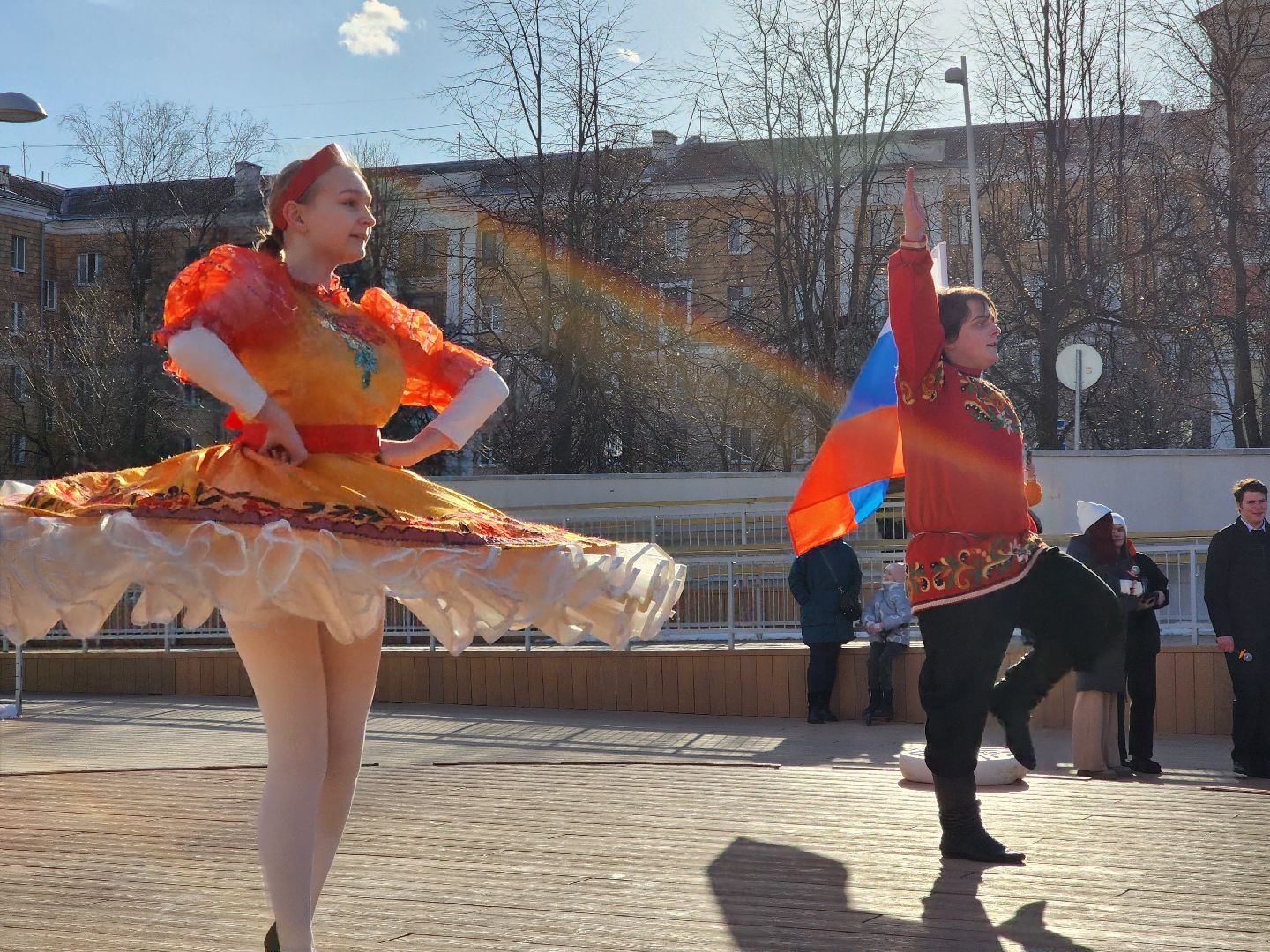 Электросталь, общество, жители, флешмоб, крым,