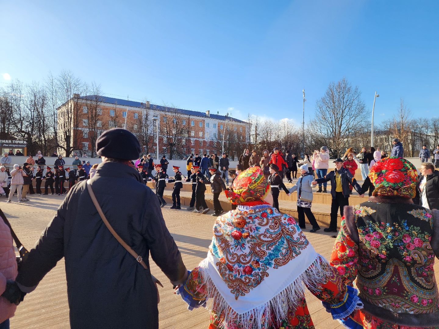 Электросталь, общество, жители, флешмоб, крым,