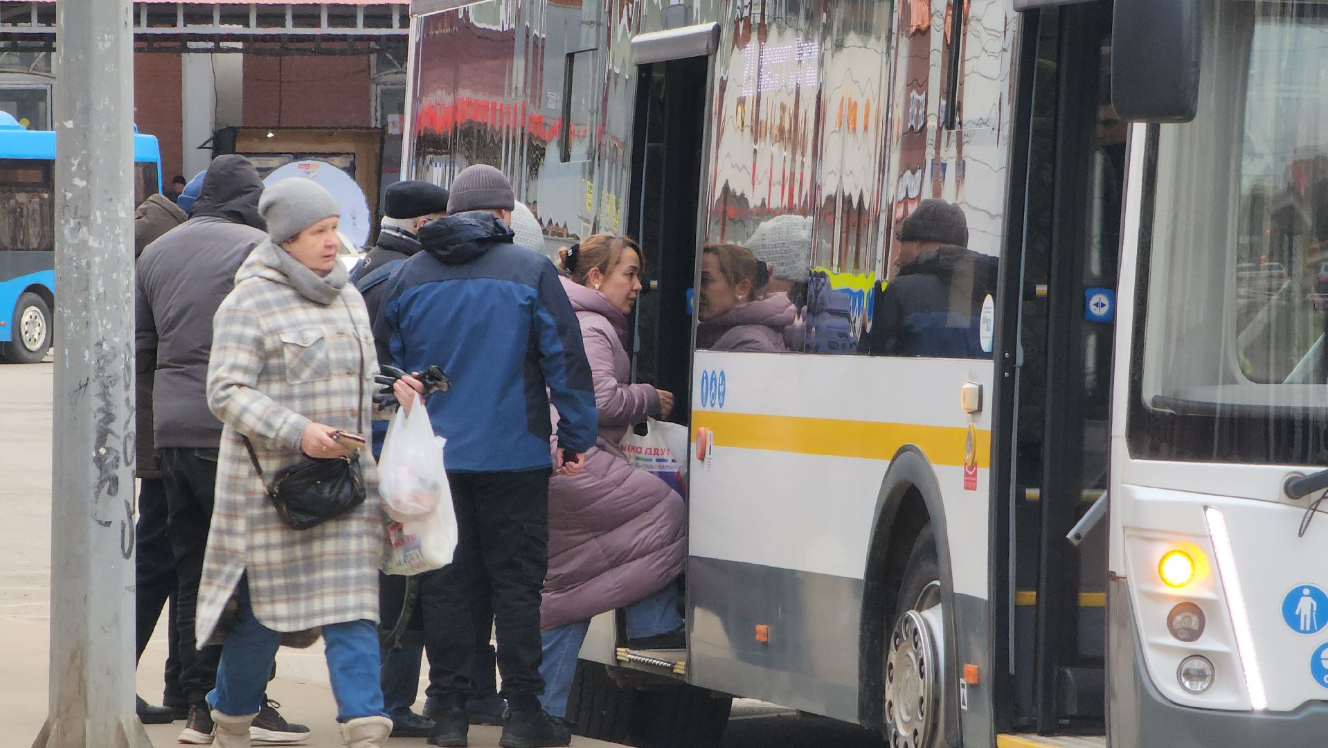 Автобусы, Лобня, Маршрут 21,