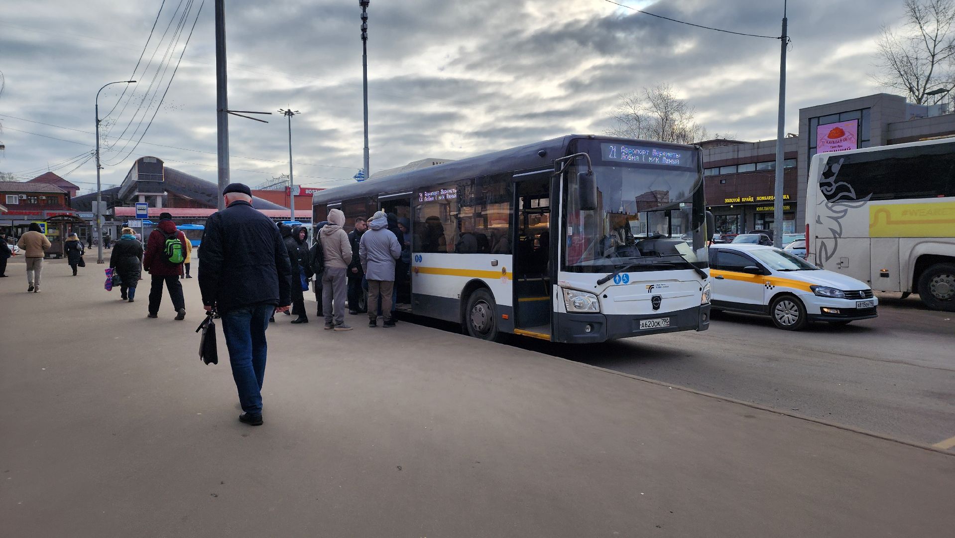 Автобусы, Лобня, Маршрут 21,