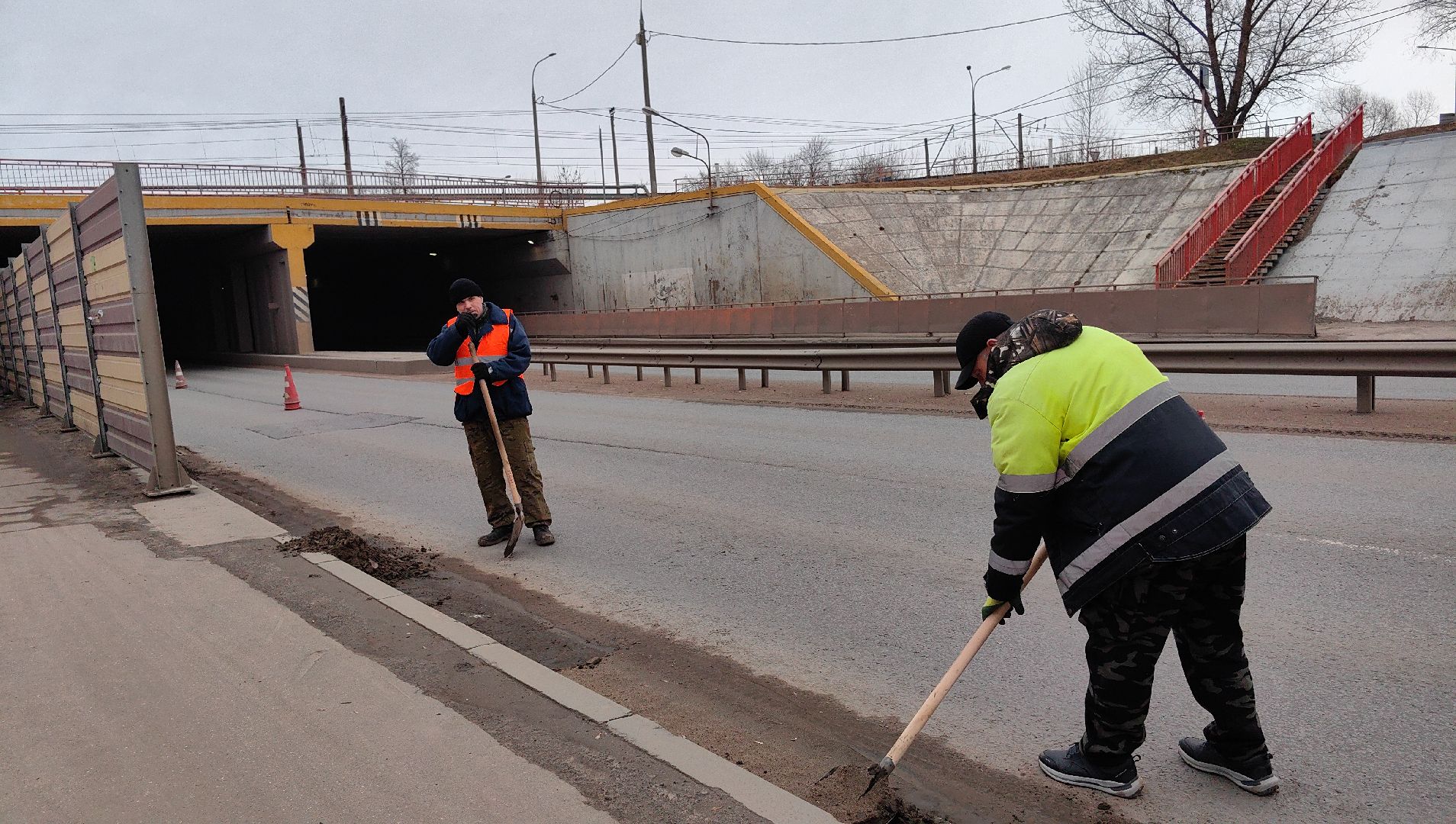 уборка улиц, жкх, дорога, мосавтодор, мусор, песок,