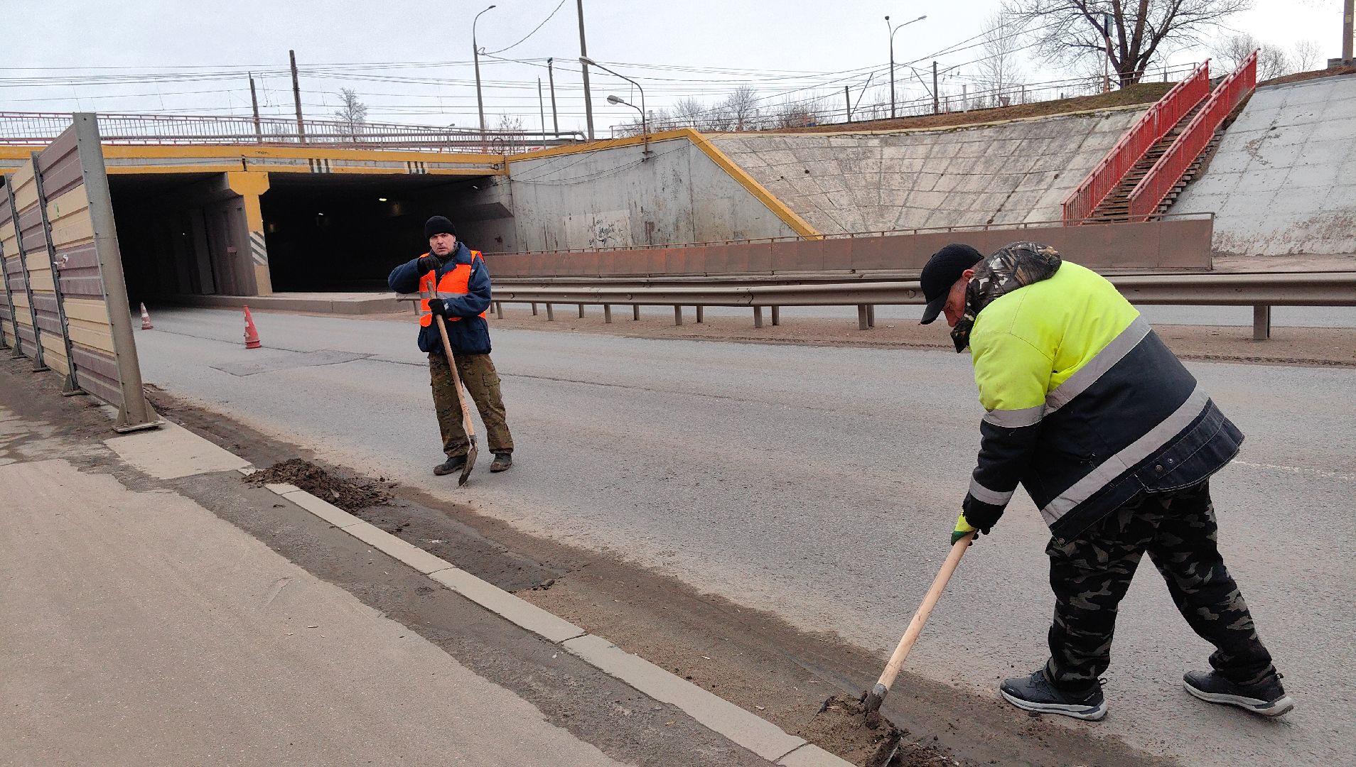 уборка улиц, жкх, дорога, мосавтодор, мусор, песок,