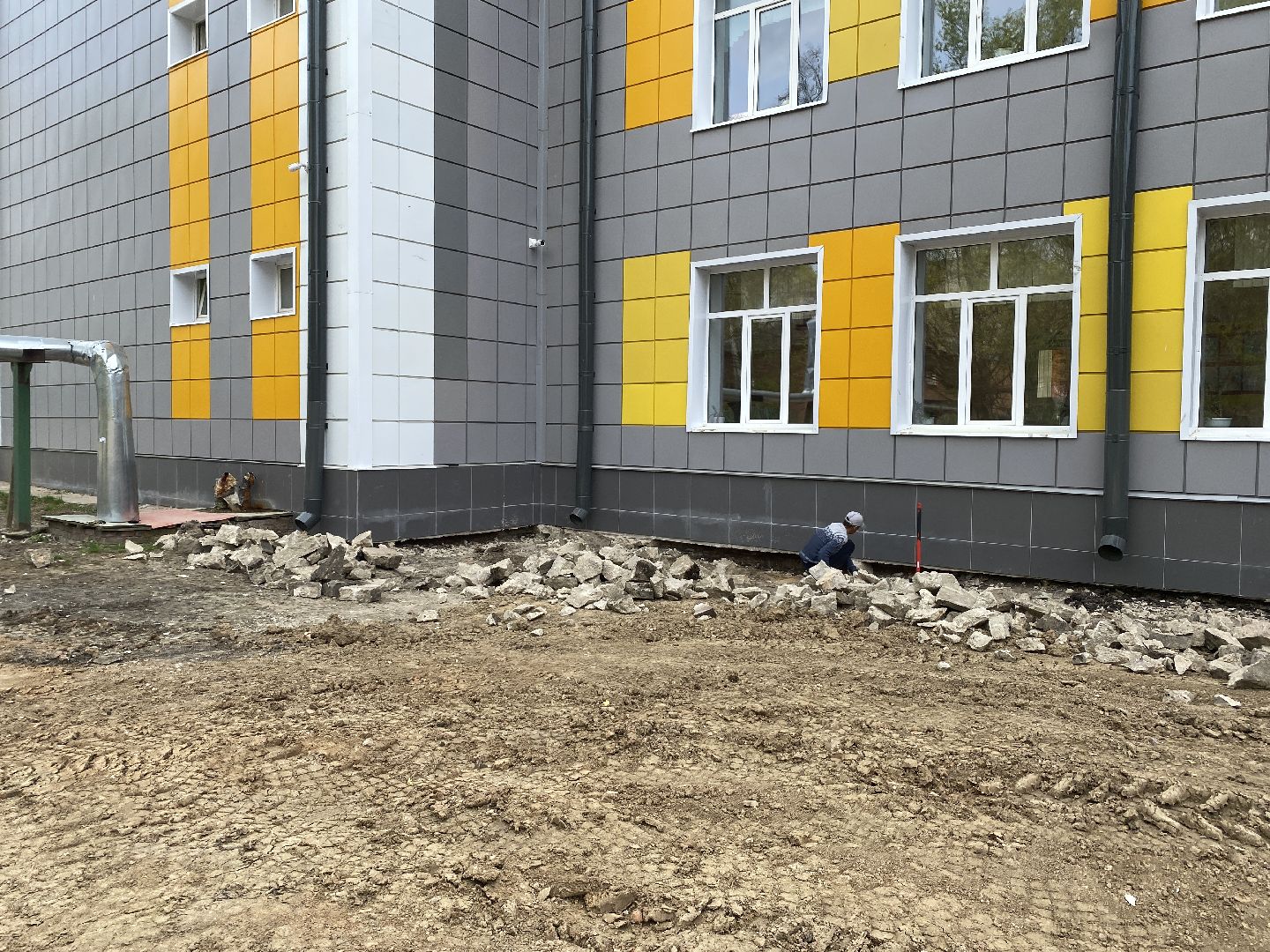 Чехов, благоустройство, школа, территория, отмостка