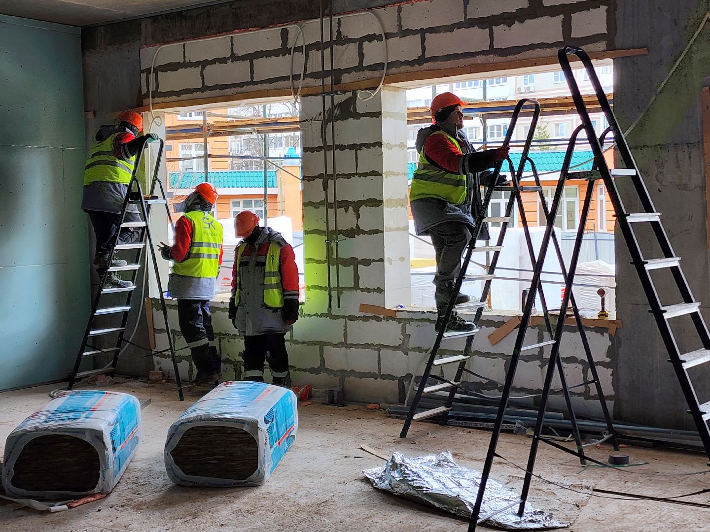 Чехов, улица Лопасненская, школа 3, пристройка на 200 мест, строительство,монтаж инженерных сетей, слаботочные системы, связь, безопасность, мультимедиа, лотки под кабель, слаботочные сети,