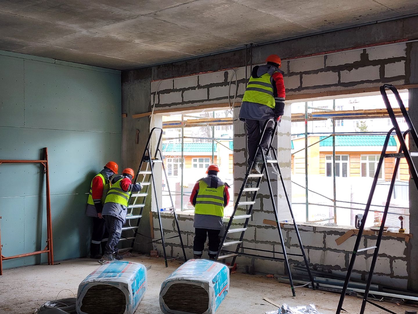 Чехов, улица Лопасненская, школа 3, пристройка на 200 мест, строительство,монтаж инженерных сетей, слаботочные системы, связь, безопасность, мультимедиа, лотки под кабель, слаботочные сети,