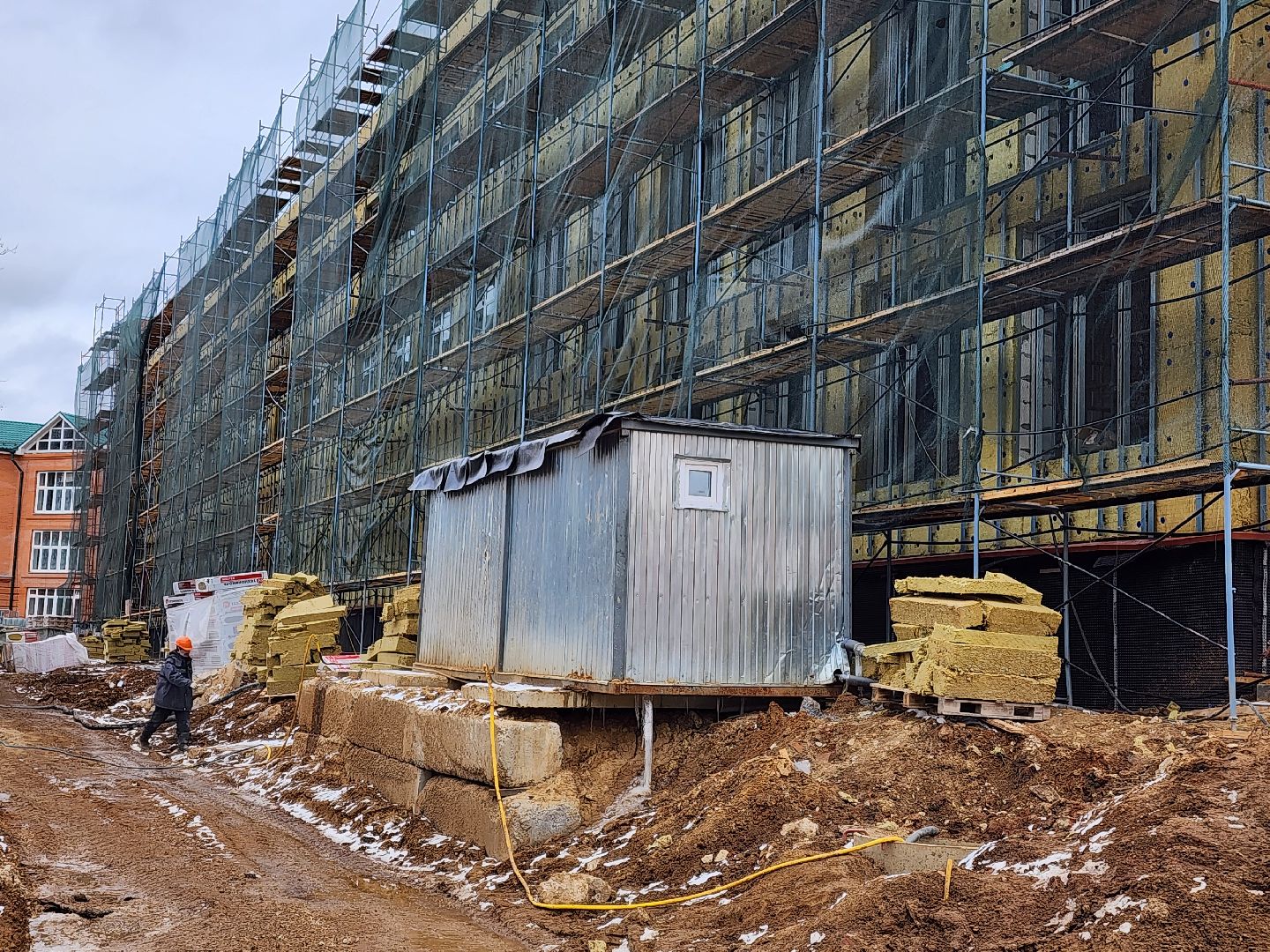 Чехов, улица Лопасненская, школа 3, пристройка на 200 мест, строительство,монтаж инженерных сетей, слаботочные системы, связь, безопасность, мультимедиа, лотки под кабель, слаботочные сети,