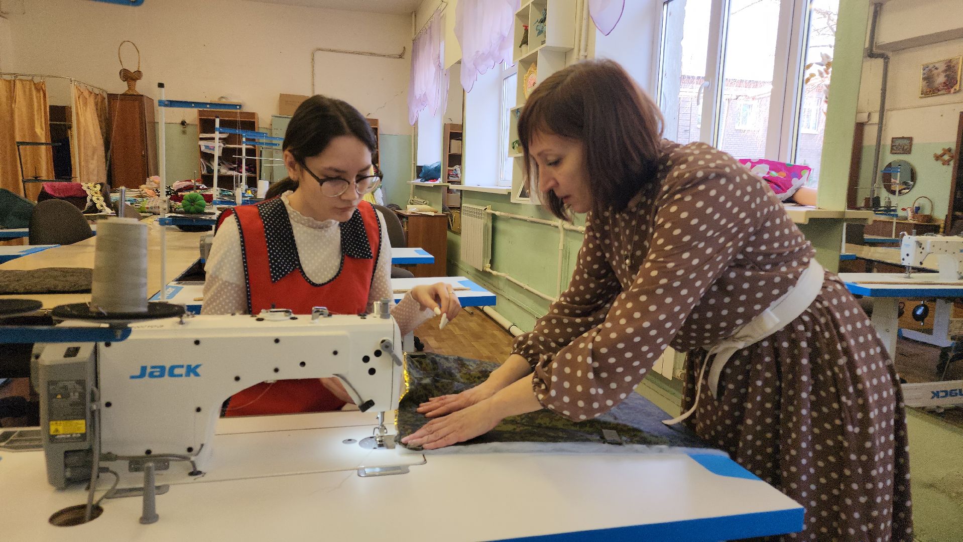 шитьё, сво, помощь фронту,