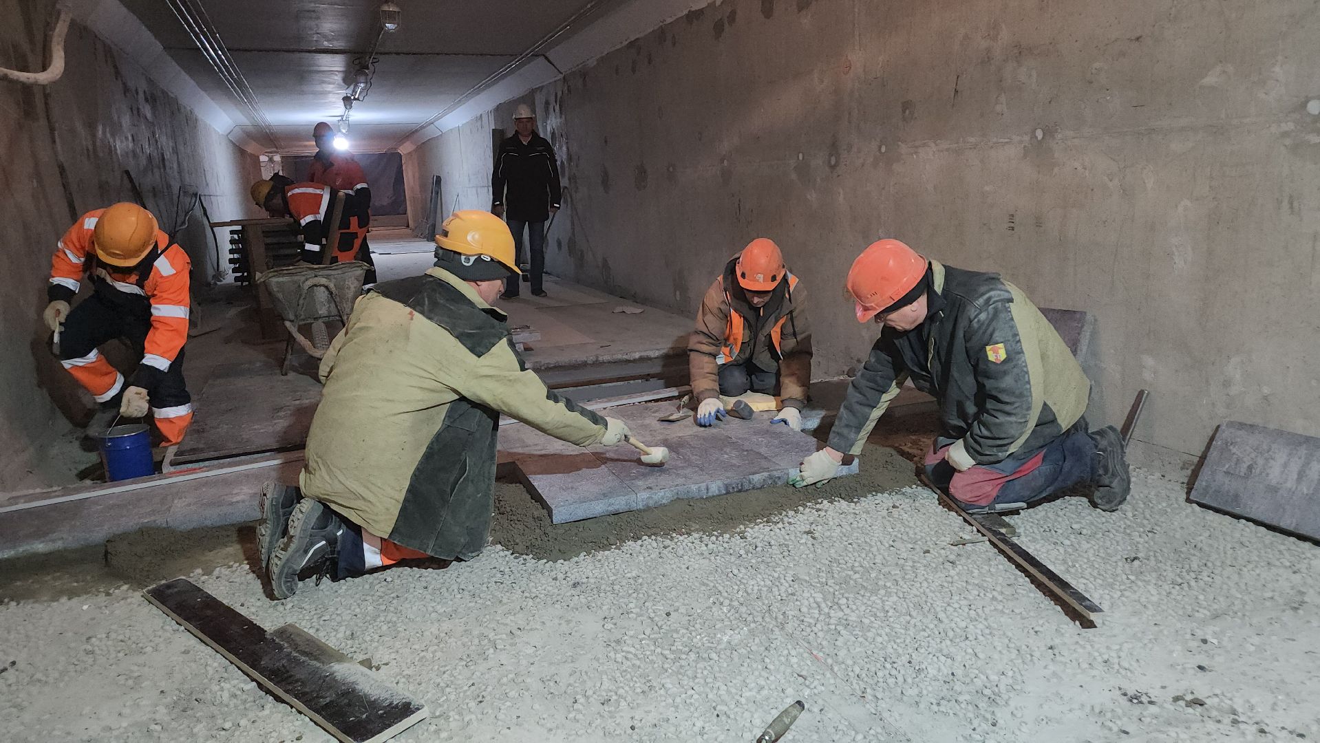 люберцы, подземный пешеходный переход, строительство, строители,