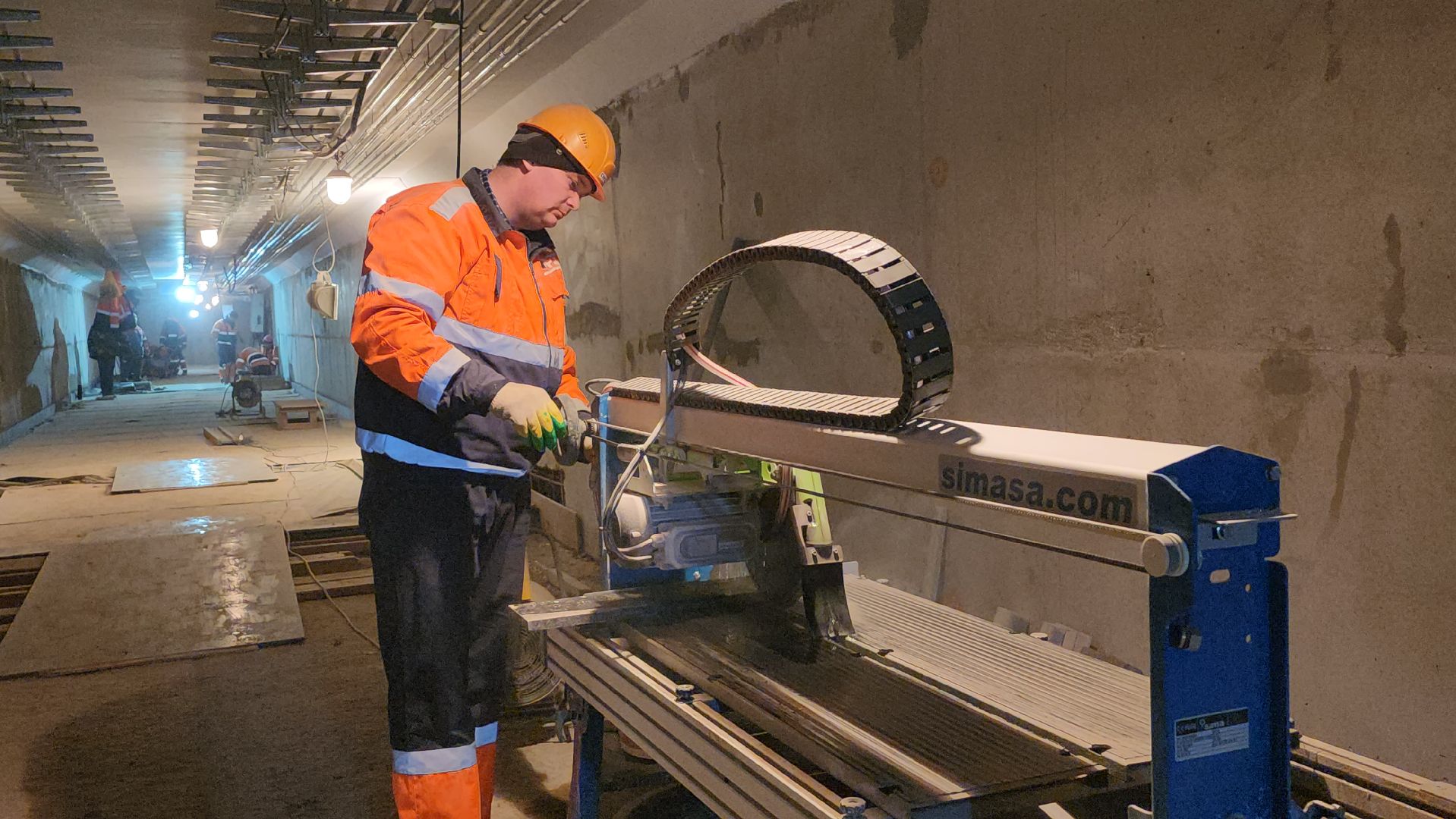 люберцы, подземный пешеходный переход, строительство, строители,