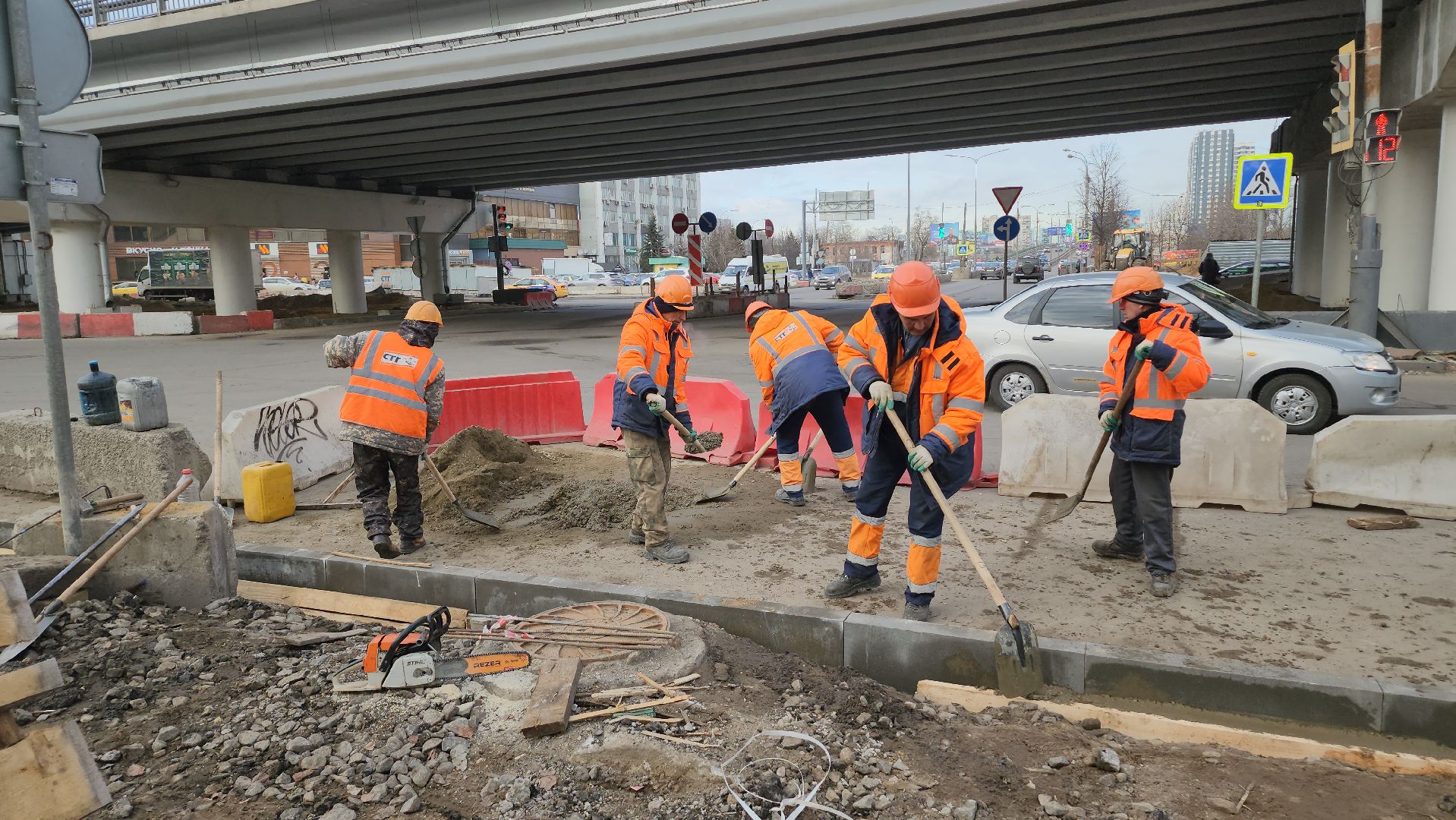 люберцы, подземный пешеходный переход, строительство, строители,